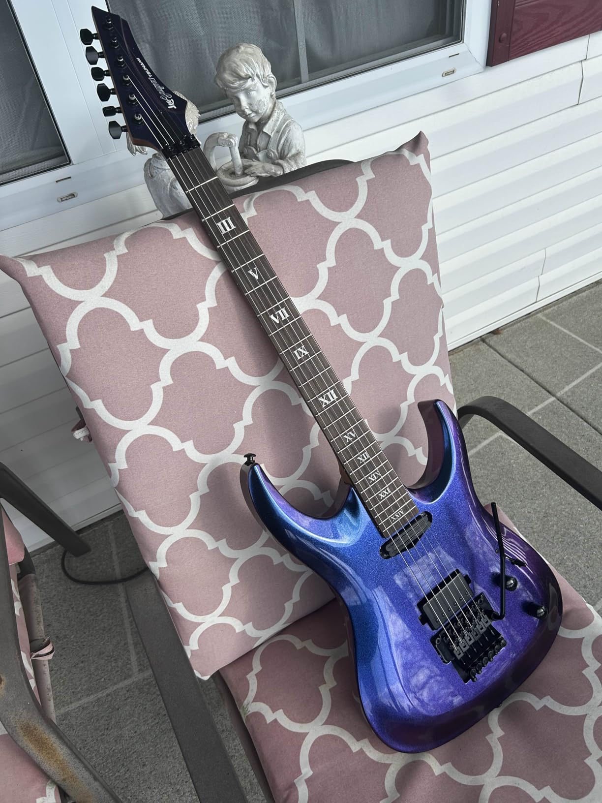 Leo Jaymz Tsunami Electric Guitar Mahogany Body & Roasted Maple Neck, HH Pickups with Rail, Double-Locking Tremolo, 24 Frets (Matte Black) customer photo 2