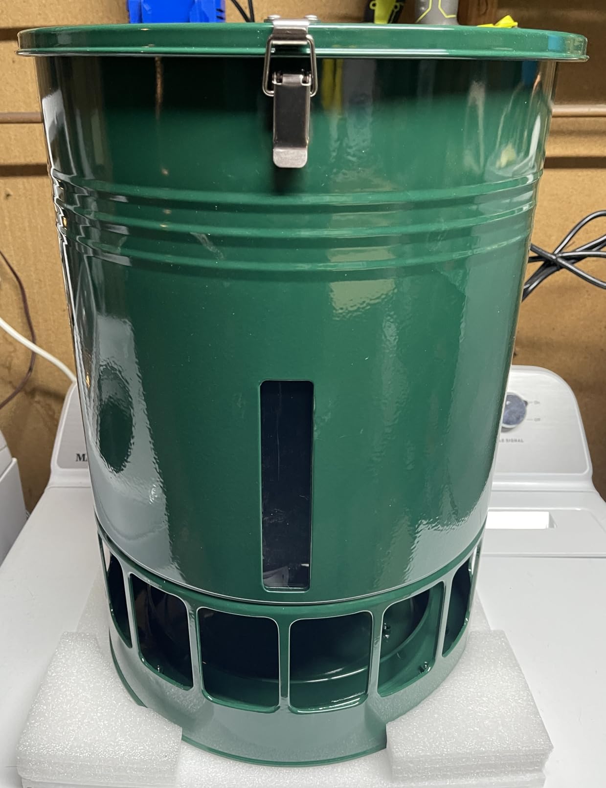 KOL 50LB Metal Chicken Feeder - Anti-Waste Design, 16 Ports, Black customer photo 1