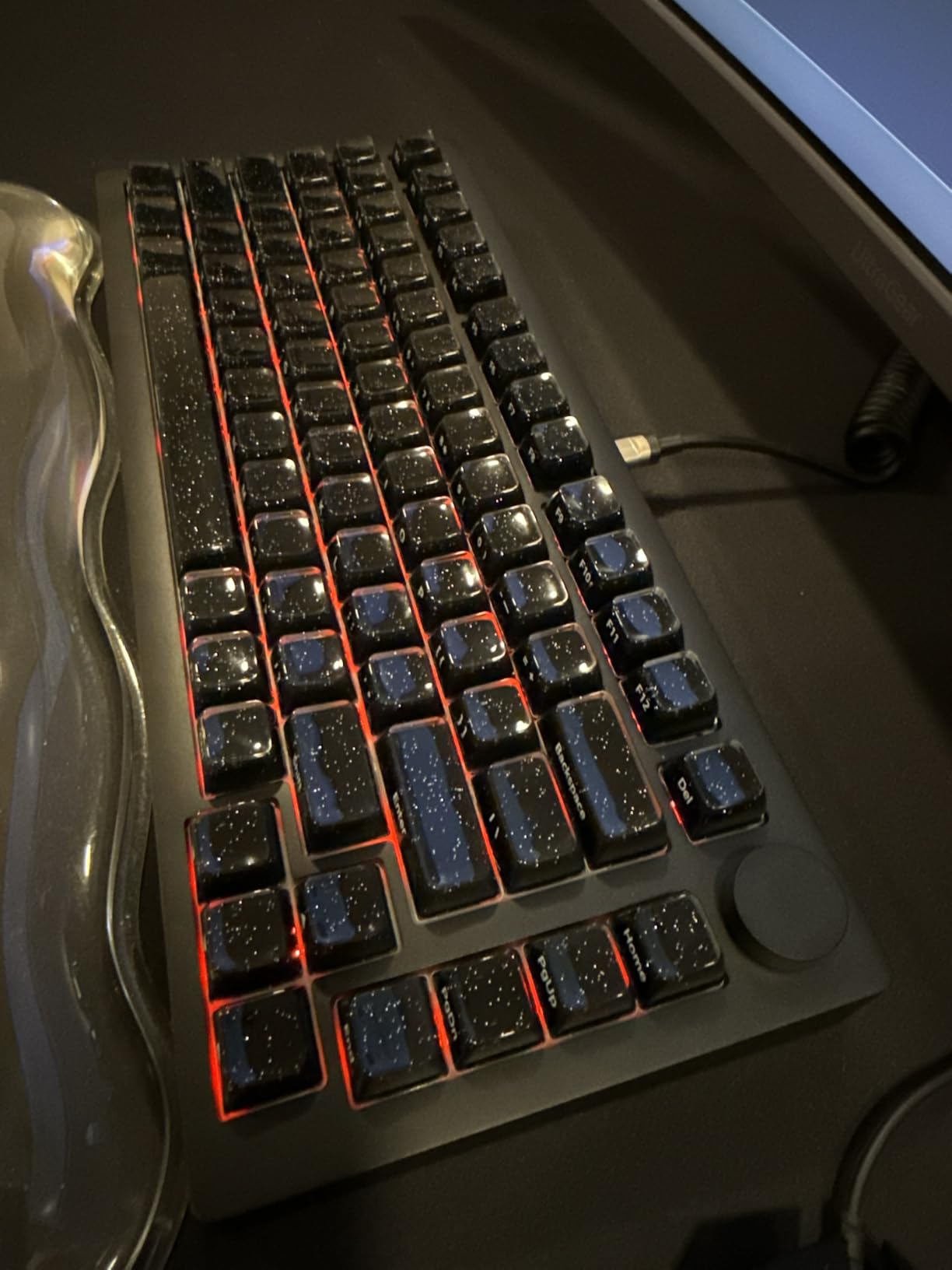 EPOMAKER Lusterfly Jelly Keycaps Set - 123 Keys Double-Shot Laser Engraved customer photo 2