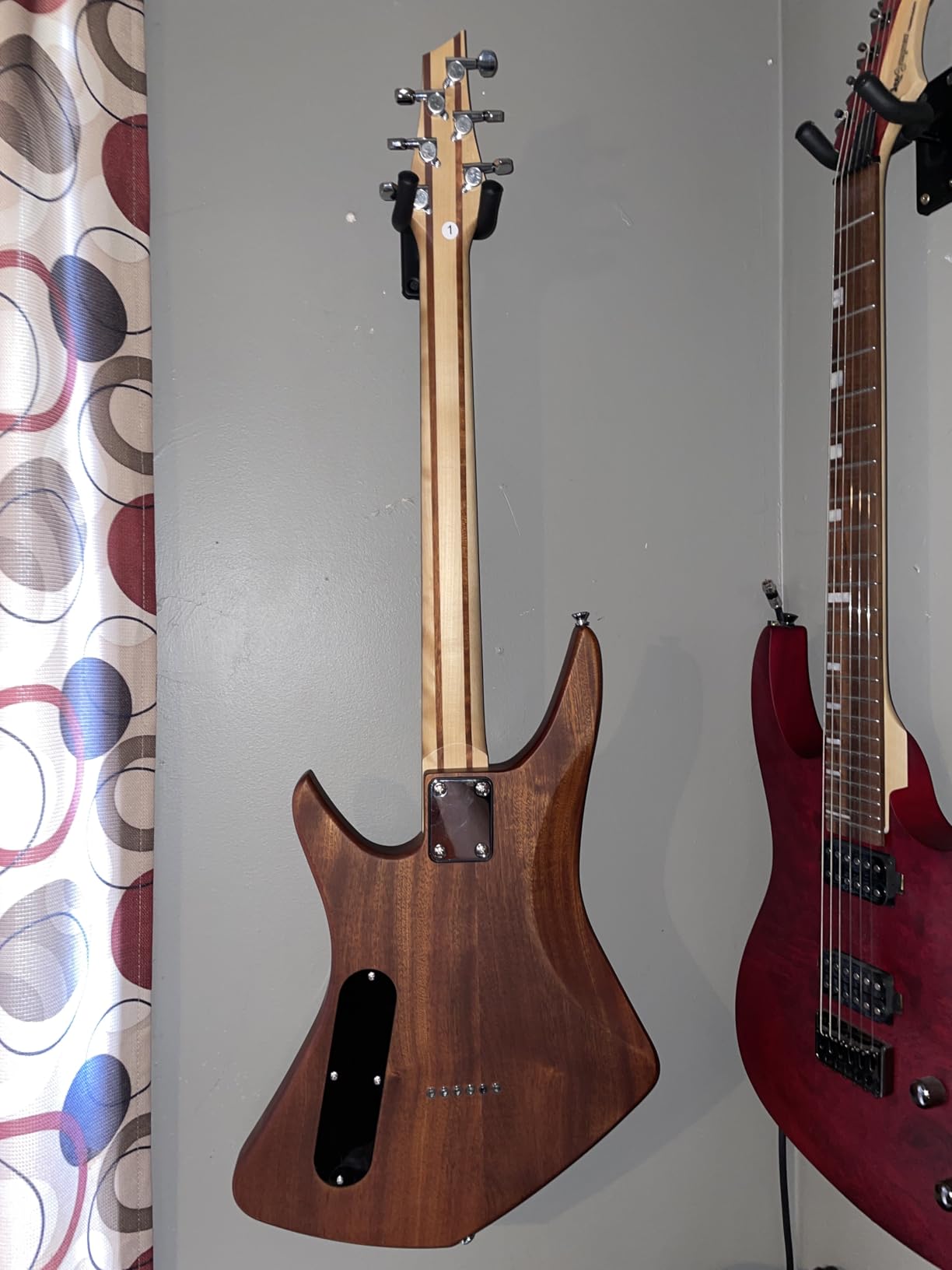 TARIO 6-String Electric Guitar, Maple Burl Veneer Top, Sapele Body, Maple Neck, 24 Frets, HPL Fingerboard, Dual Humbucker Pickups (H-H), Fixed Bridge customer photo 2