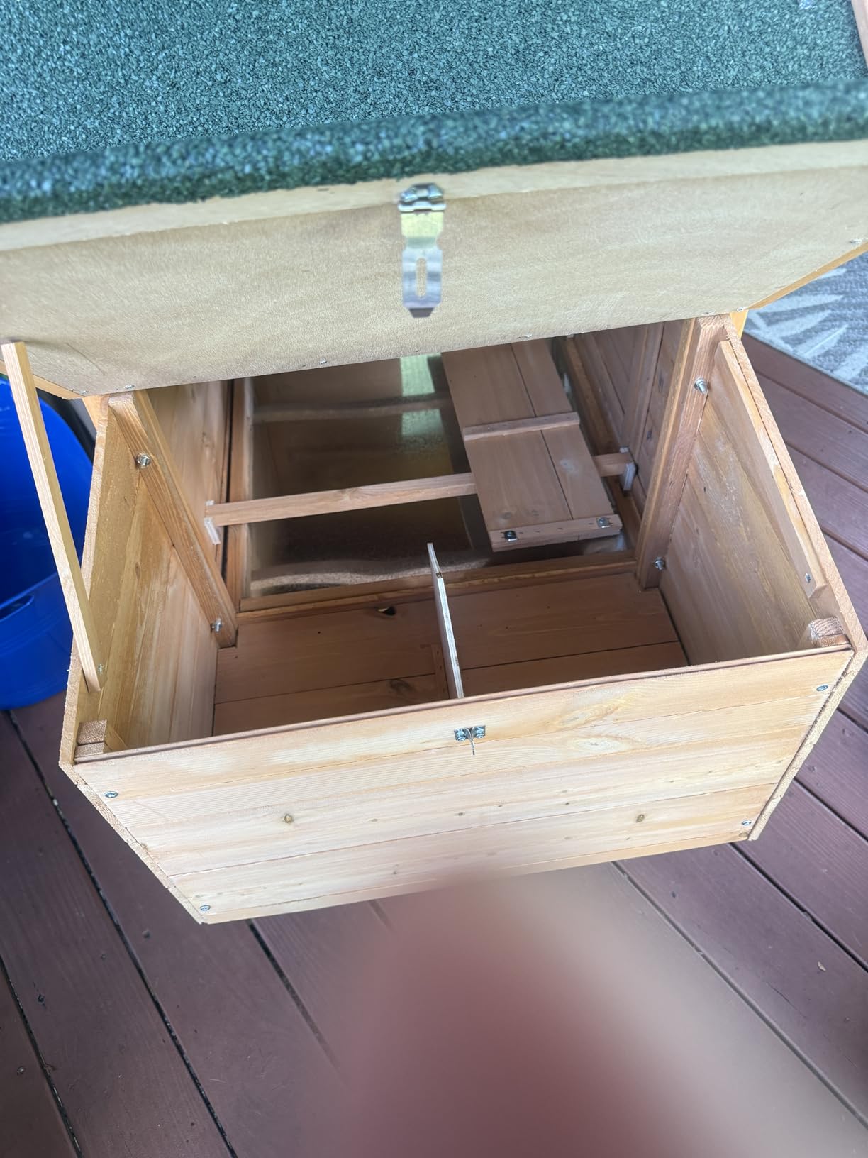 Outdoor Mobile Chicken Coop with Wheels and Sun Board for 4 Chickens customer photo 2