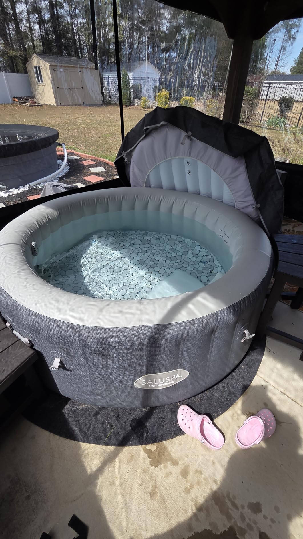 SaluSpa Hot Springs 2-4 Person Round Inflatable Hot Tub, Energy-Efficient customer photo 1