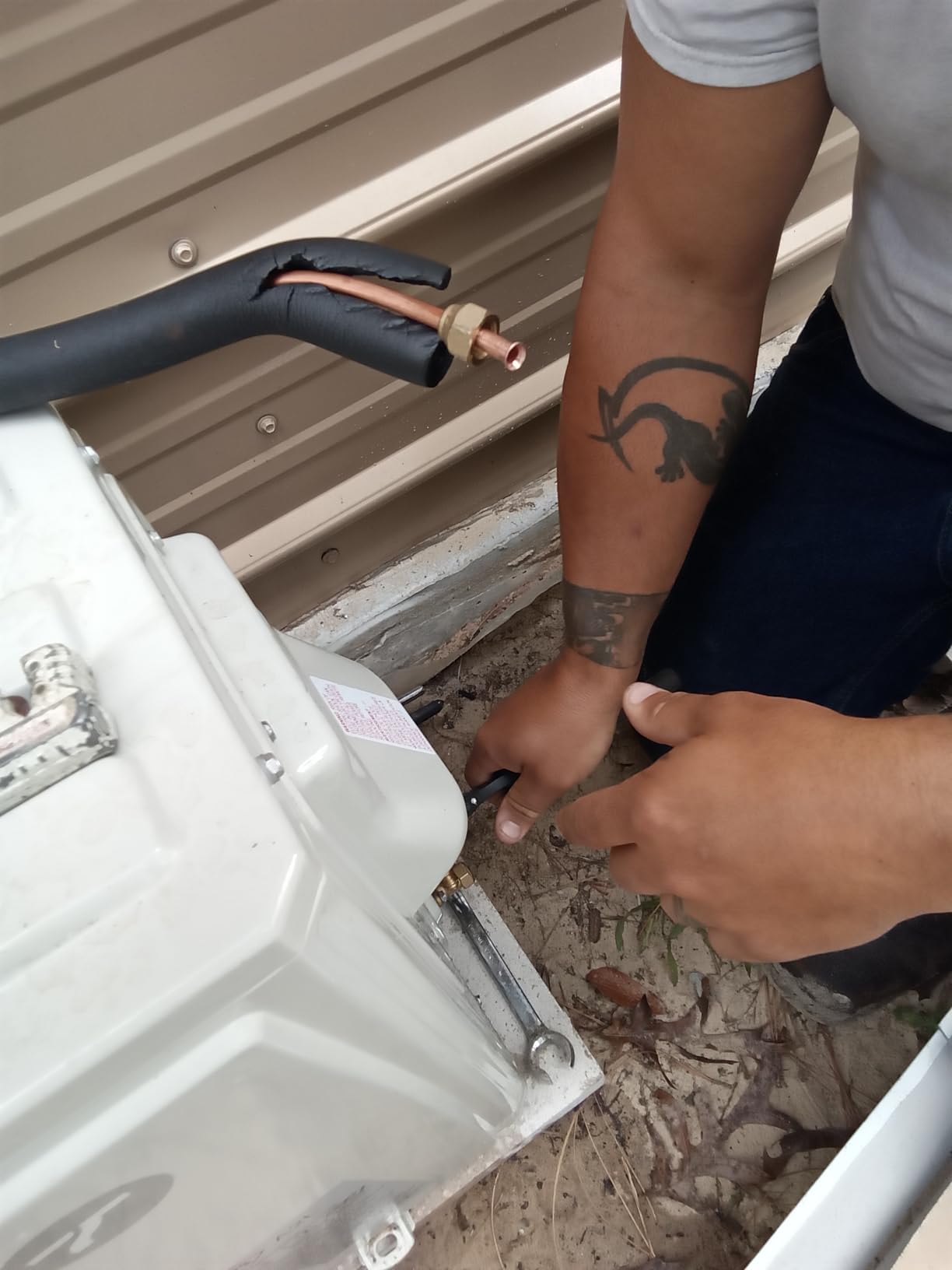 12000 BTU Mini Split Air Conditioner, 115V 22 SEER2 AC & Heat Pump customer photo 1