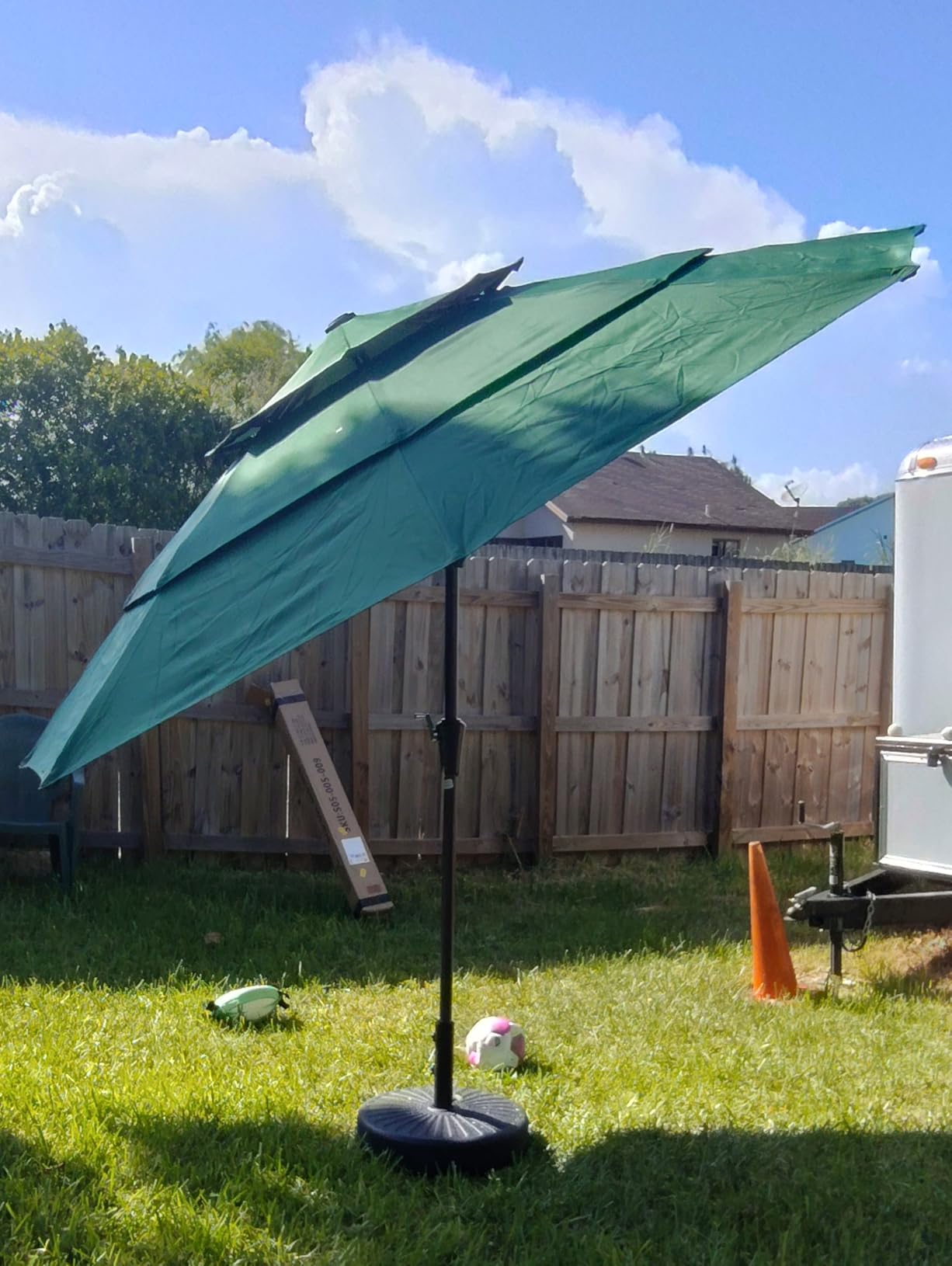 10ft Patio Umbrella, 3-Tier Vented Outdoor Table Umbrella with 8 Sturdy Fiberglass Ribs, Windproof Market Umbrella with Push Button Tilt and Crank, UV Protection for Deck, Pool, Sky Blue customer photo 2