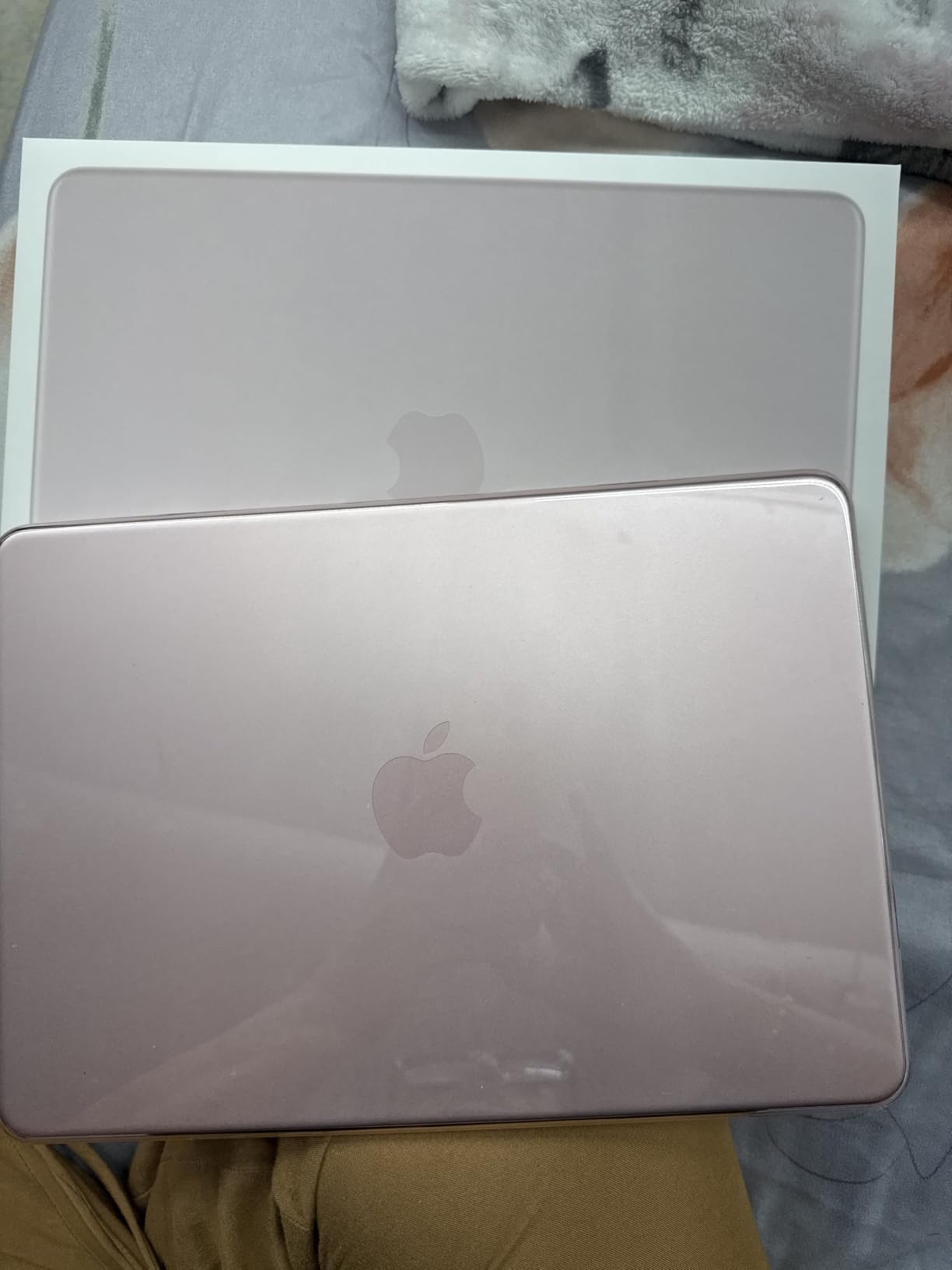 Apple 2026 MacBook Neo 13-inch Laptop with A18 Pro chip: Built for AI and Apple Intelligence, Liquid Retina Display, 8GB Unified Memory, 256GB SSD Storage, 1080p FaceTime HD Camera; Silver customer photo 1