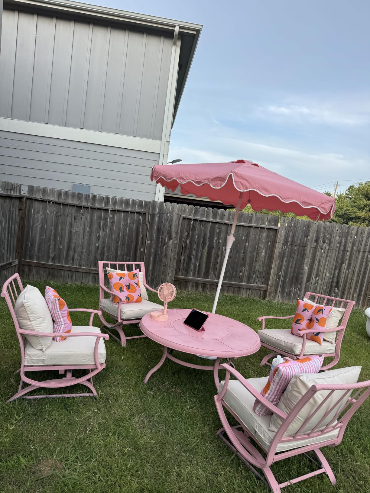 Best Choice Products Patio Market Umbrella with Wavy Trim, UV Fade Resistant 210g Canopy, Crank & Tilt, Wind Vent, Heavy-Duty Frame customer photo 2
