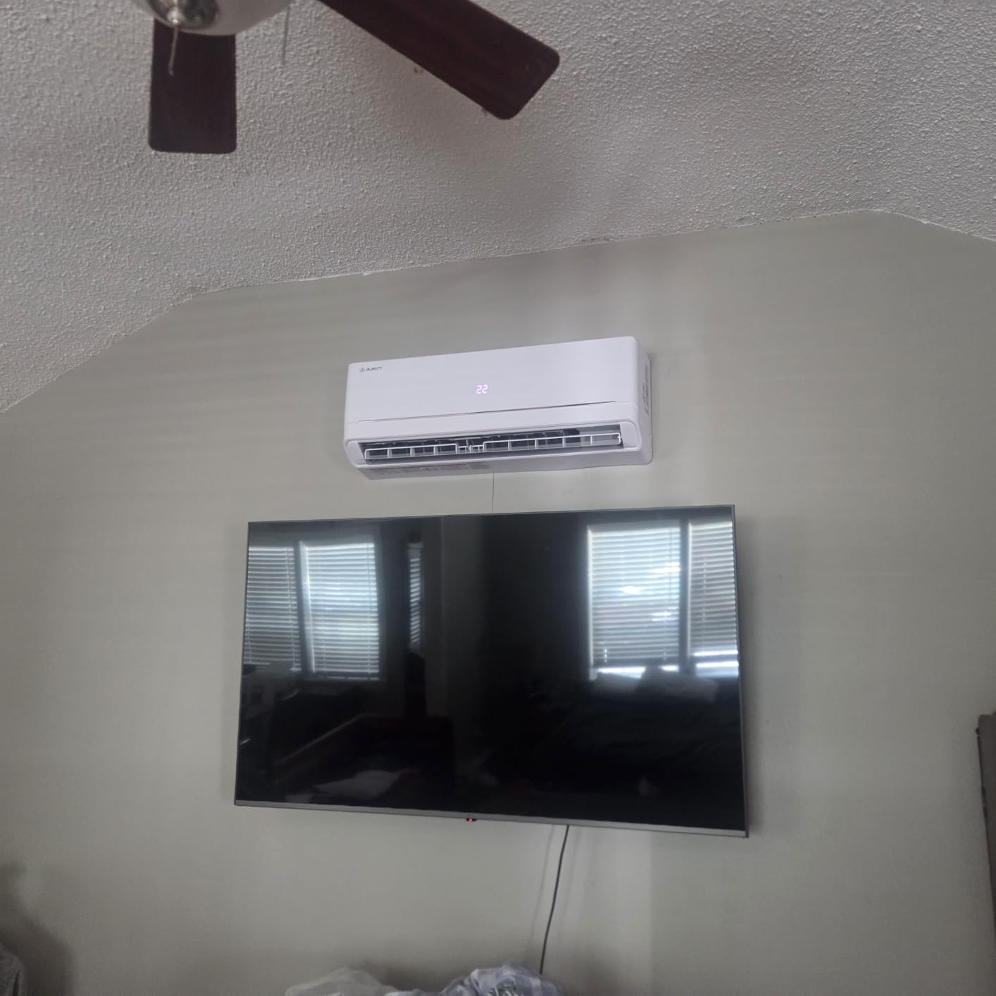 Albott 3 Zone Mini Split AC System,Wifi Enabled, 12K+12K+12K BTU, 22 SEER2 customer photo 1