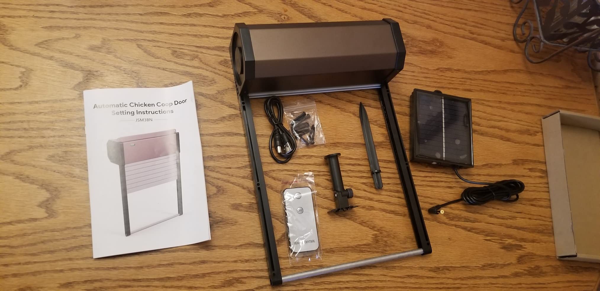 Automatic Chicken Coop Door with Camera, WiFi App, 5000mAh Solar Powered customer photo 2