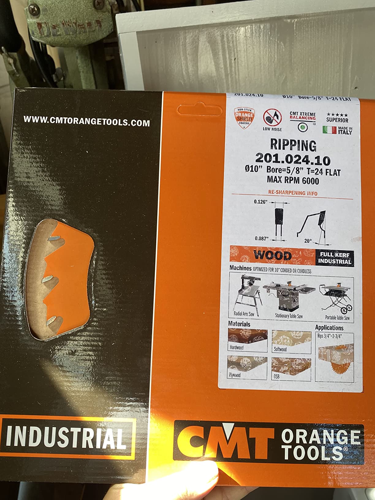 CMT Orange Tools 201.024.10 - Ripping Saw Blade HW D=10 B=5/8 Z24 K=0.126 P=0.087 a=20 customer photo 2
