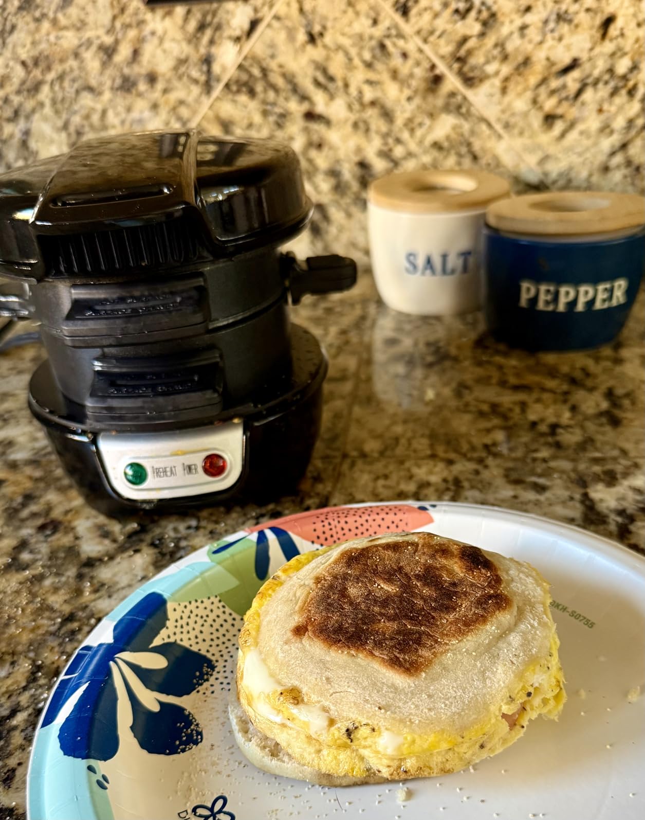 Hamilton Beach Breakfast Sandwich Maker with Egg Cooker Ring customer photo 2
