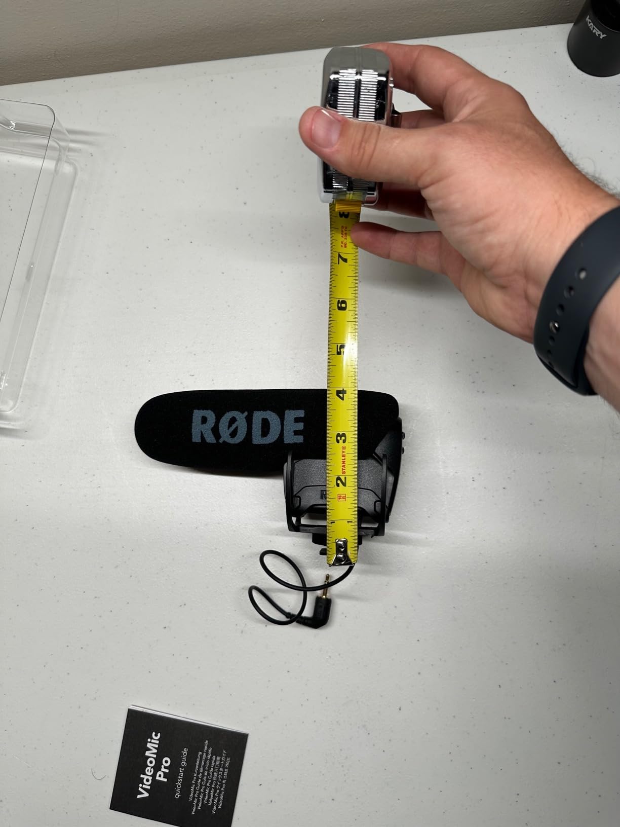 Rode VideoMic Pro R Camera-Mount Shotgun Microphone,Black customer photo 1