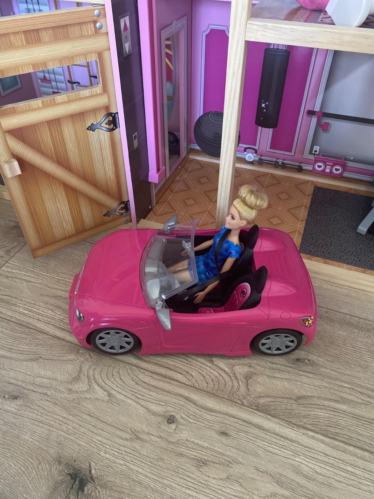 Barbie Sparkly Convertible customer photo 1