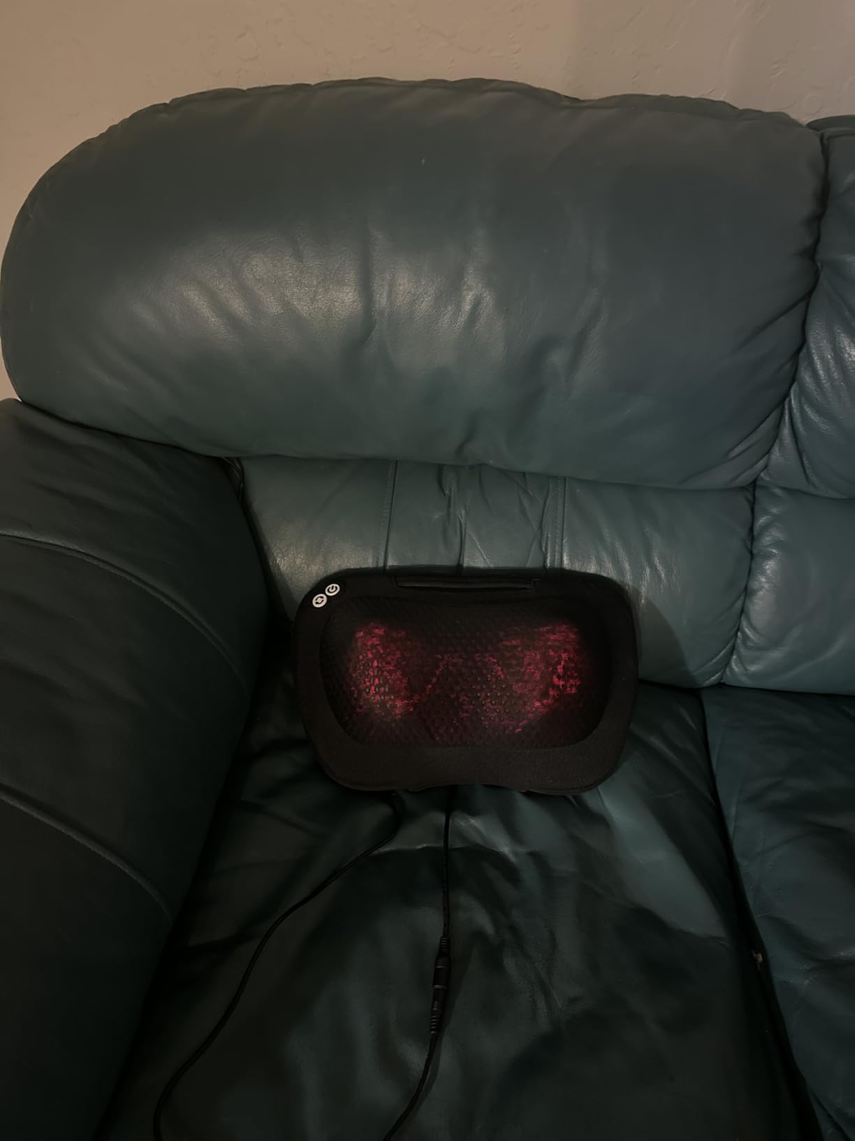 VIKTOR JURGEN Shiatsu Back Massager Heat for Pain Relief, Leather Black customer photo 1