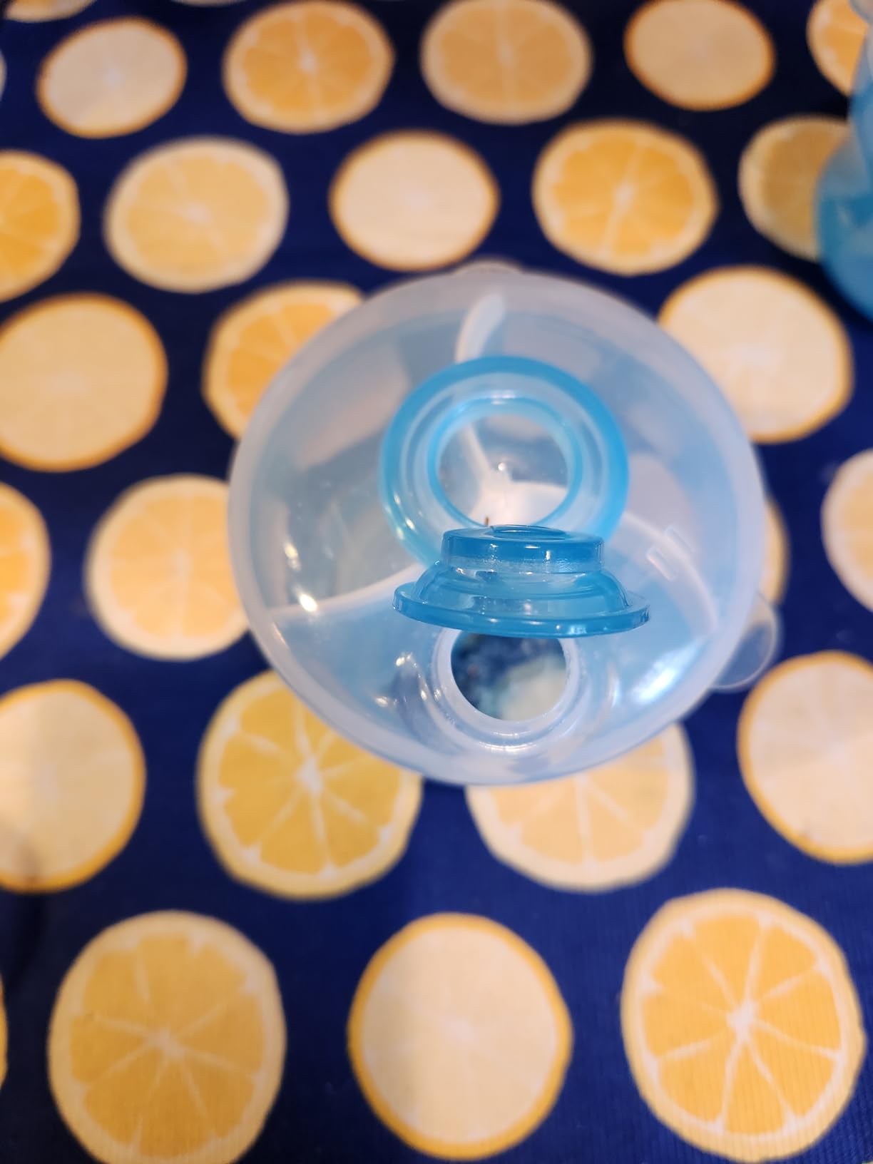 Munchkin® Formula Dispenser to Go, BPA-Free Baby Formula Container, Blue customer photo 2