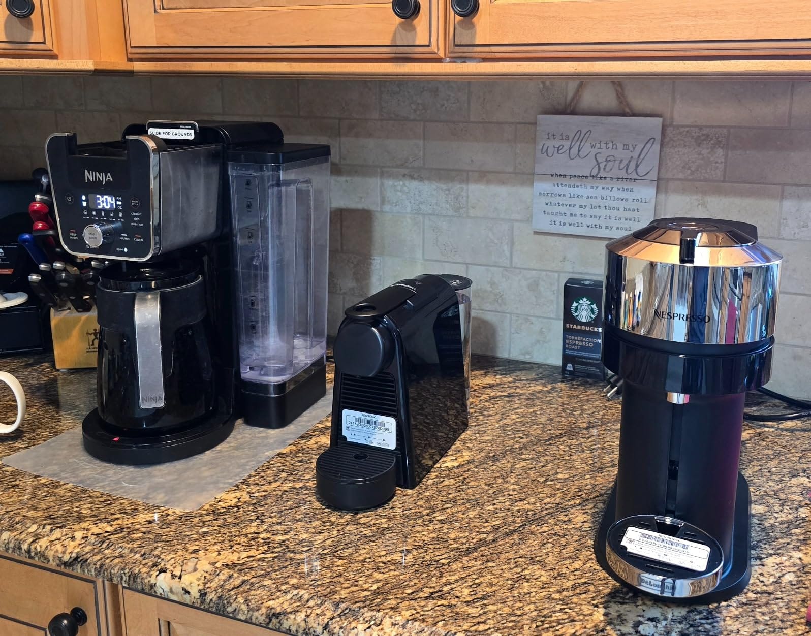 Nespresso Essenza Mini Coffee and Espresso Machine by De'Longhi, 1150 watts, 110ml, Black customer photo 1