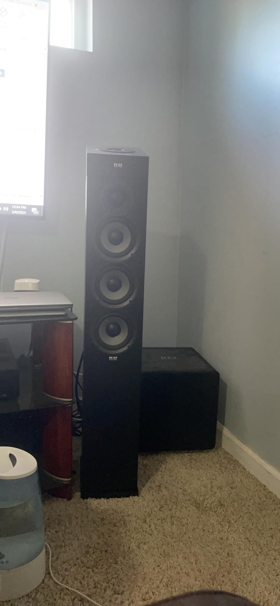 ELAC Debut 2.0 F5.2 Floorstanding Speaker, Black (Each) - 1” Cloth Dome Tweeter & Triple 5.25” Aramid Fiber Woofers - 3-Way Bass Reflex - Up to 35,000 Hz Response customer photo 1