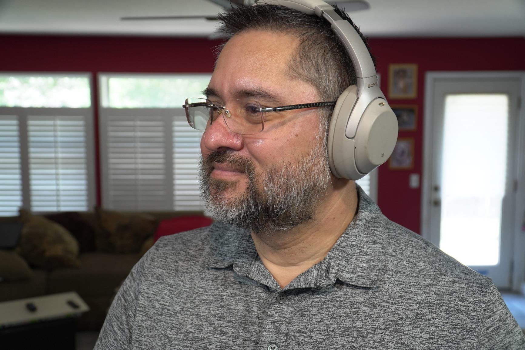 SONY WH1000XM3 Bluetooth Wireless Noise Canceling Headphones, Black WH-1000XM3/B (Renewed) customer photo 2