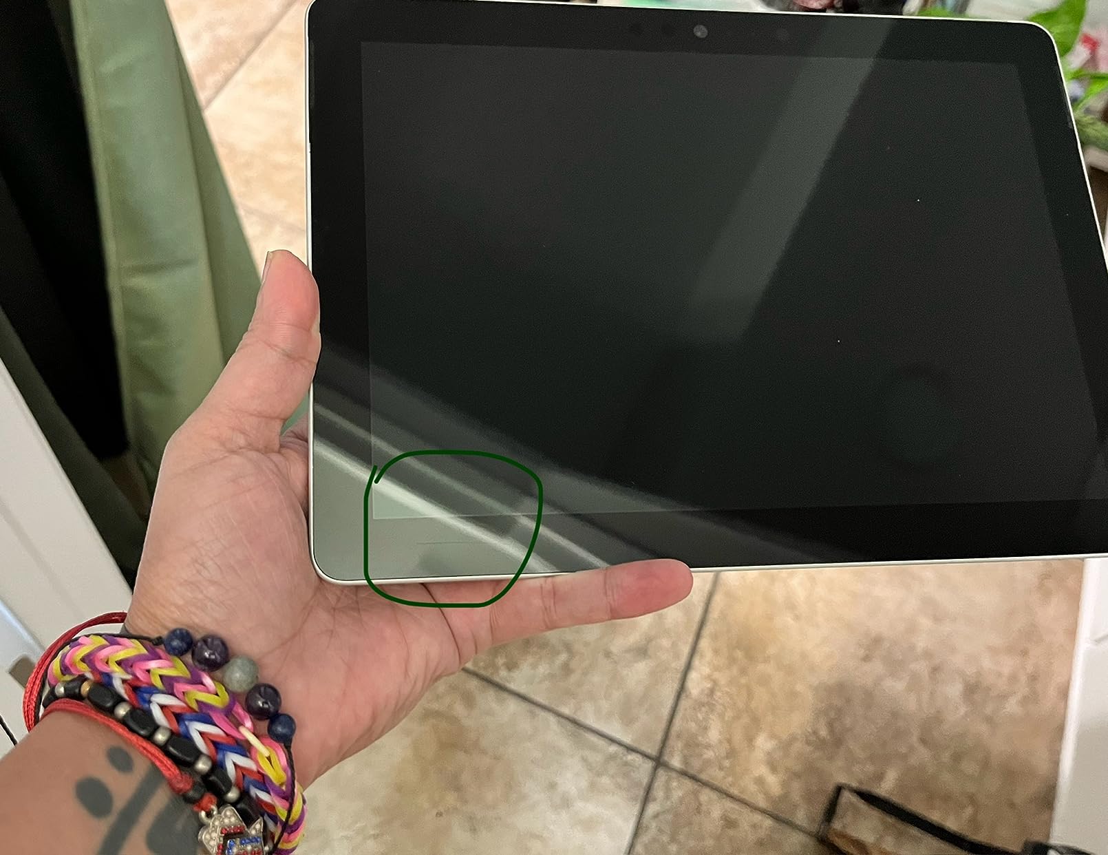 Surface Go Renewed customer photo 1