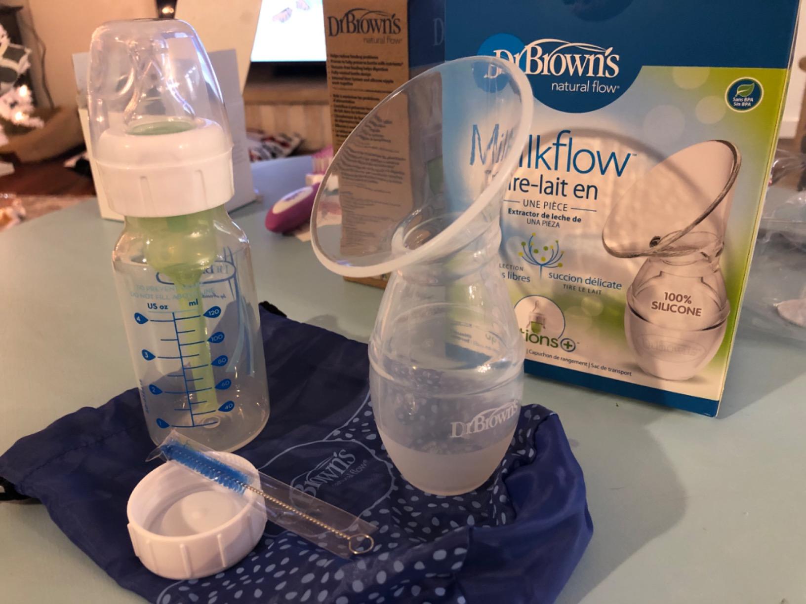 Dr. Brown's One-Piece Breast Pump with Baby Bottle and Travel Bag customer photo 2