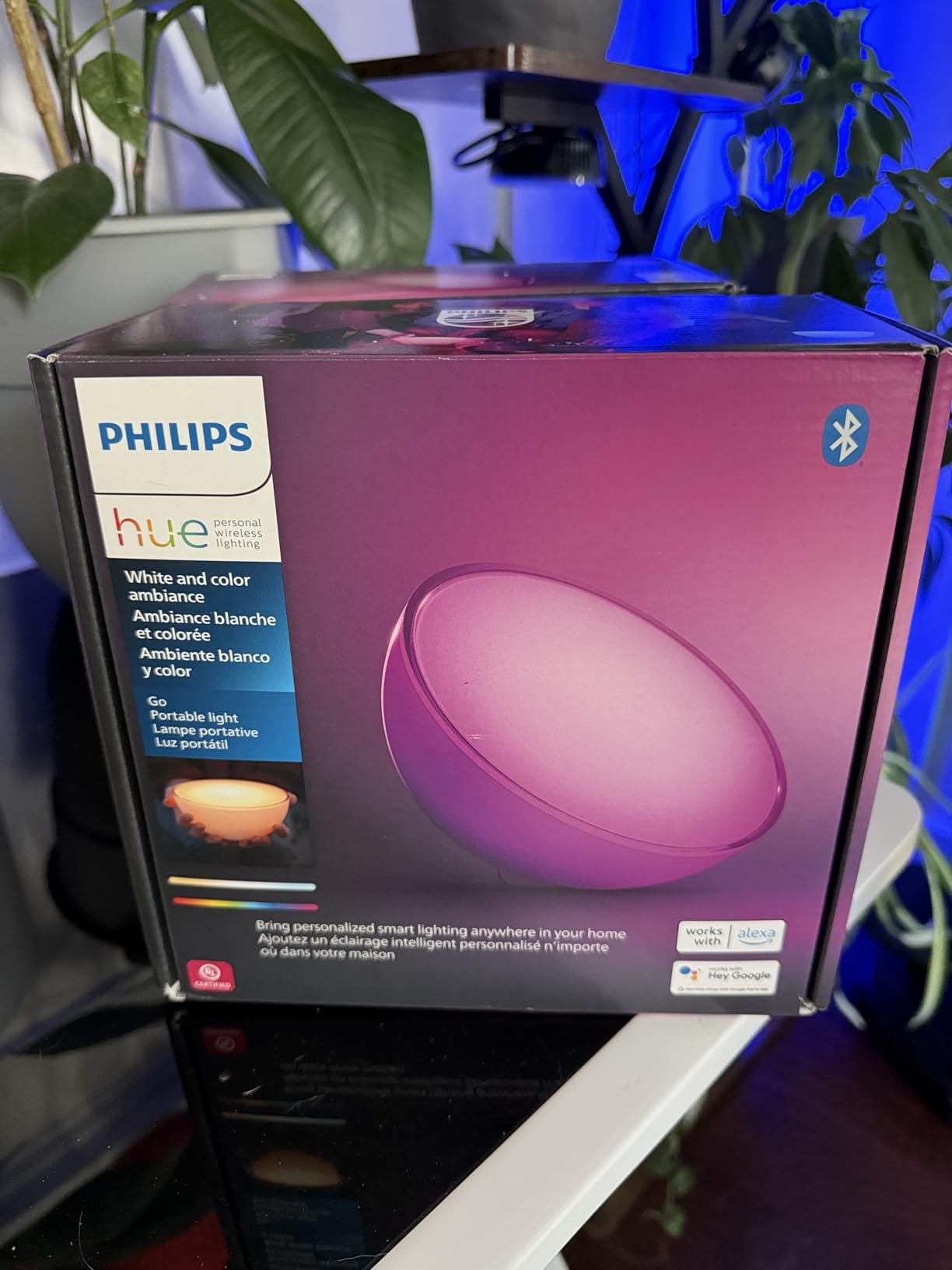 Philips Hue Go Smart Portable Table Lamp, 1-Pack, White customer photo 1