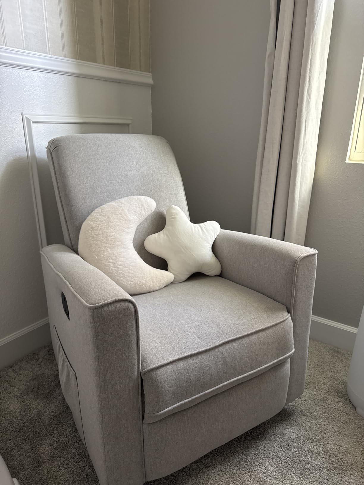 Evolur Raleigh Upholstered Manual Glider Recliner– Rocking & 360° Swivel with Smooth Glide – Greenguard Gold & FSC Certified – Modern Nursery and Living Room Chair in Grey customer photo 1
