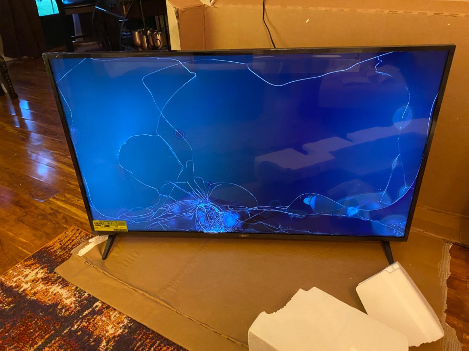 LG UN73 55-Inch 4K LED customer photo 2