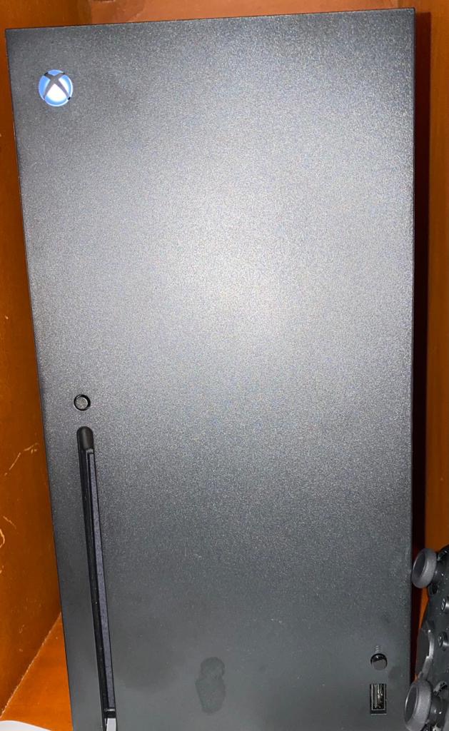 Xbox Series X customer photo 2