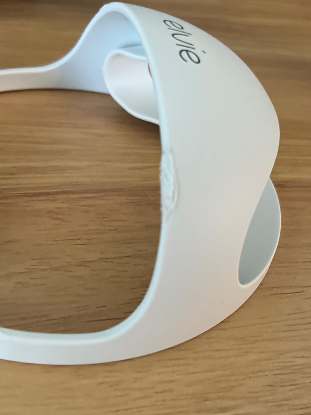 Elvie Curve - Manual Wearable Breast Pump - Hands-Free, Kick-Proof, Portable Silicone Pump that Can Be Worn in-Bra for Gentle, Natural Milk Expression - Breast Feeding Essentials customer photo 2