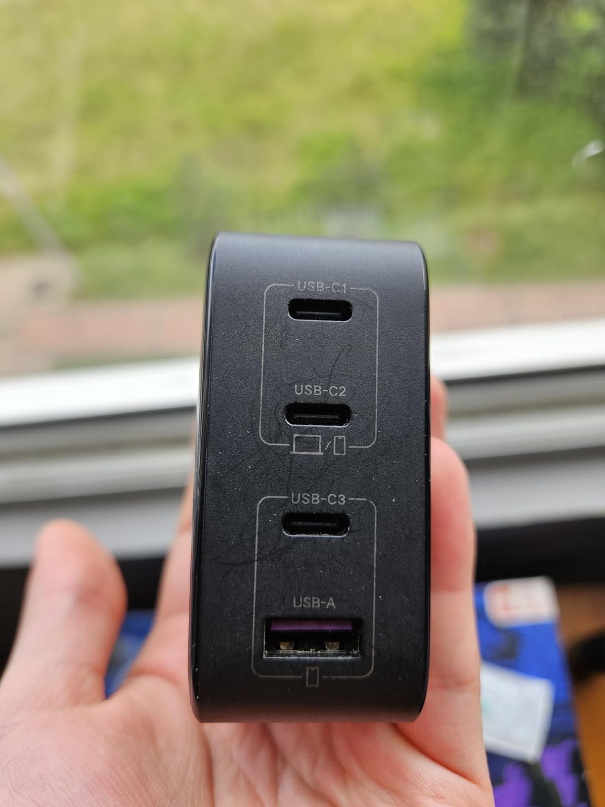 UGREEN Nexode 100W GaN USB C Charger, 4-Port Fast Laptop Charger customer photo 1