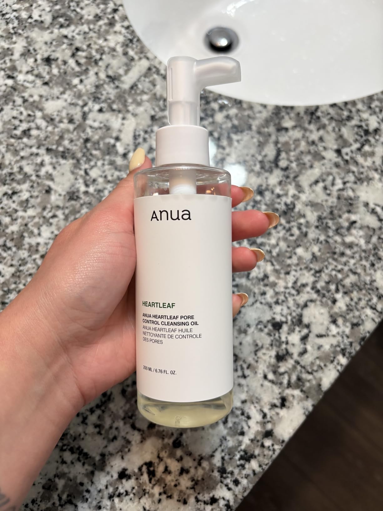 Anua Heartleaf Pore Control Cleansing Oil, Korean Skincare, 6.76 fl.oz customer photo 1