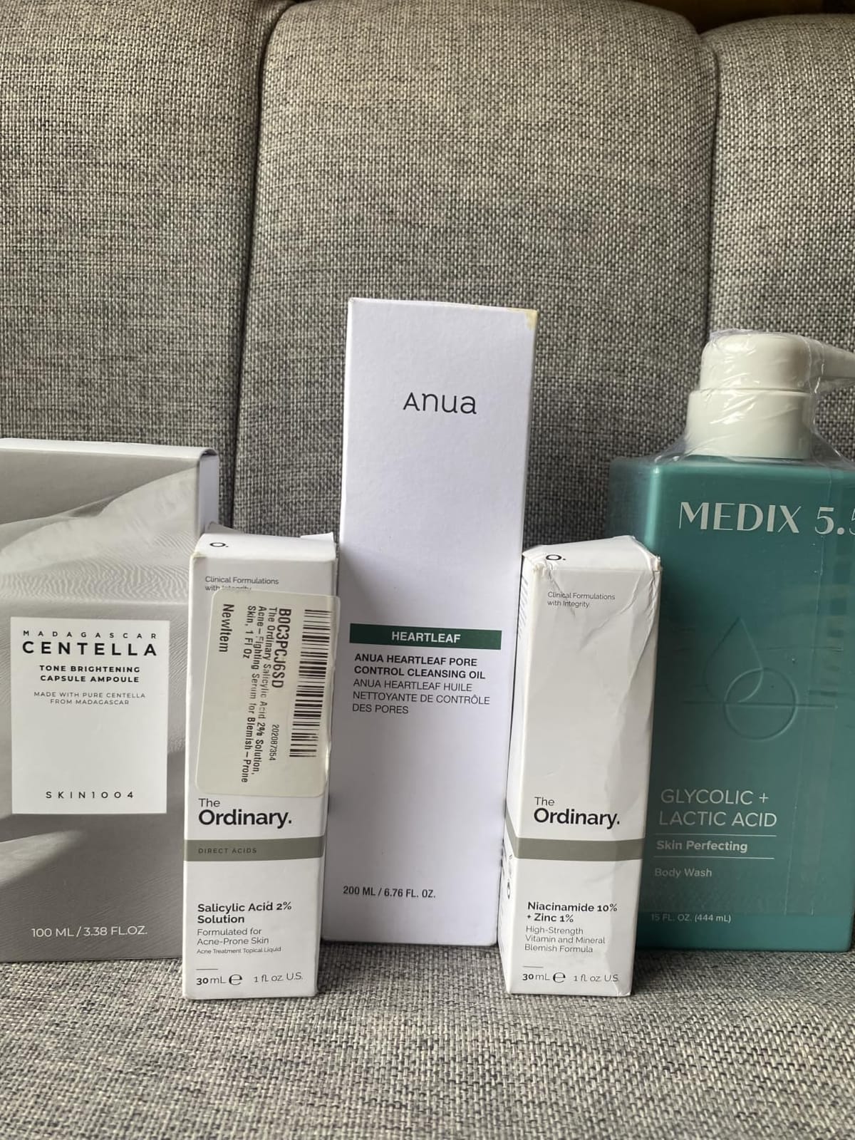 Anua Heartleaf Pore Control Cleansing Oil, Korean Skincare, 6.76 fl.oz customer photo 2