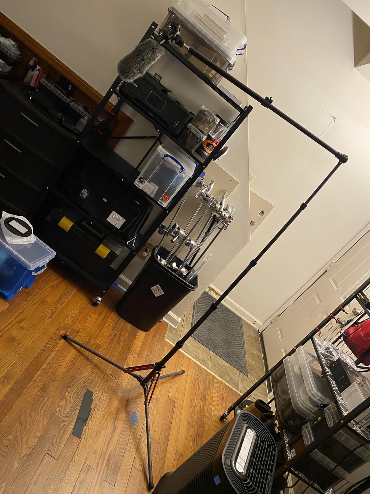 NEEWER Light Stand Carbon Fiber with 180° Reversible Legs, 1/4