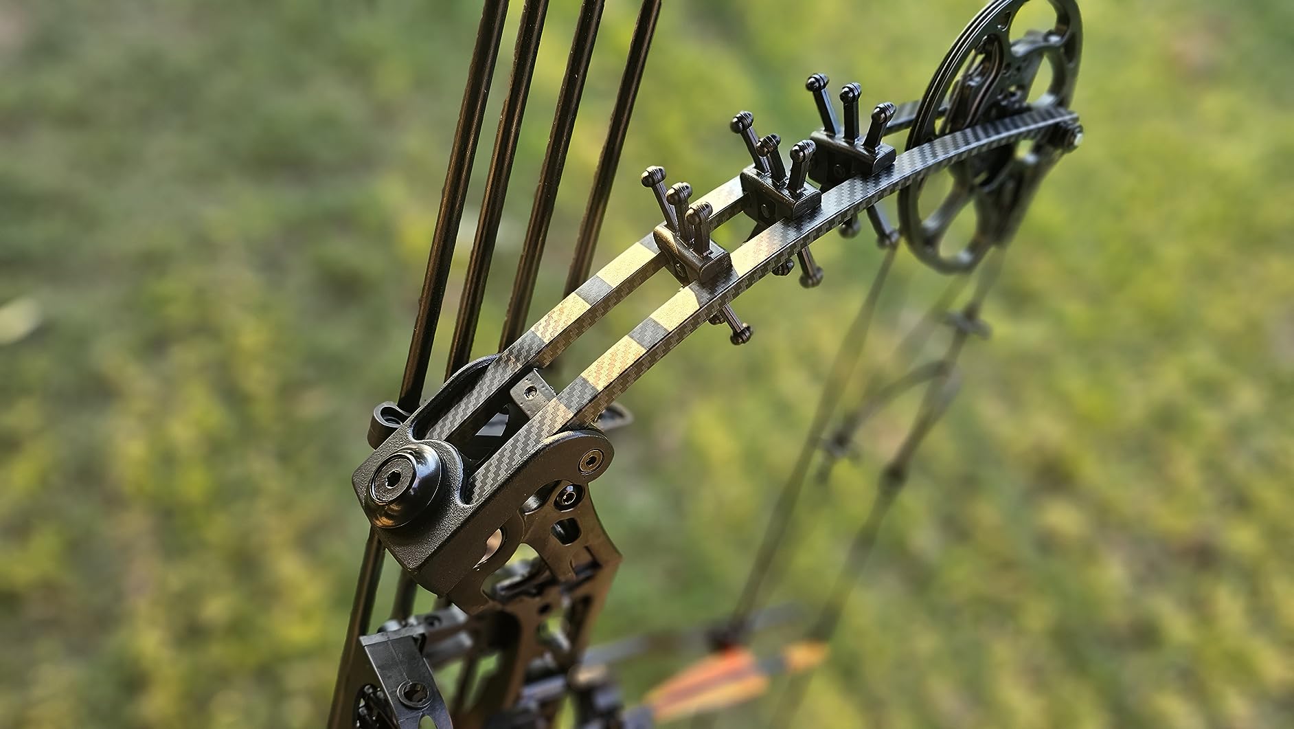 Compound Bow and Arrow Kit Youth Bow and Arrow Set, 15-45 Lbs Draw Weight, 18