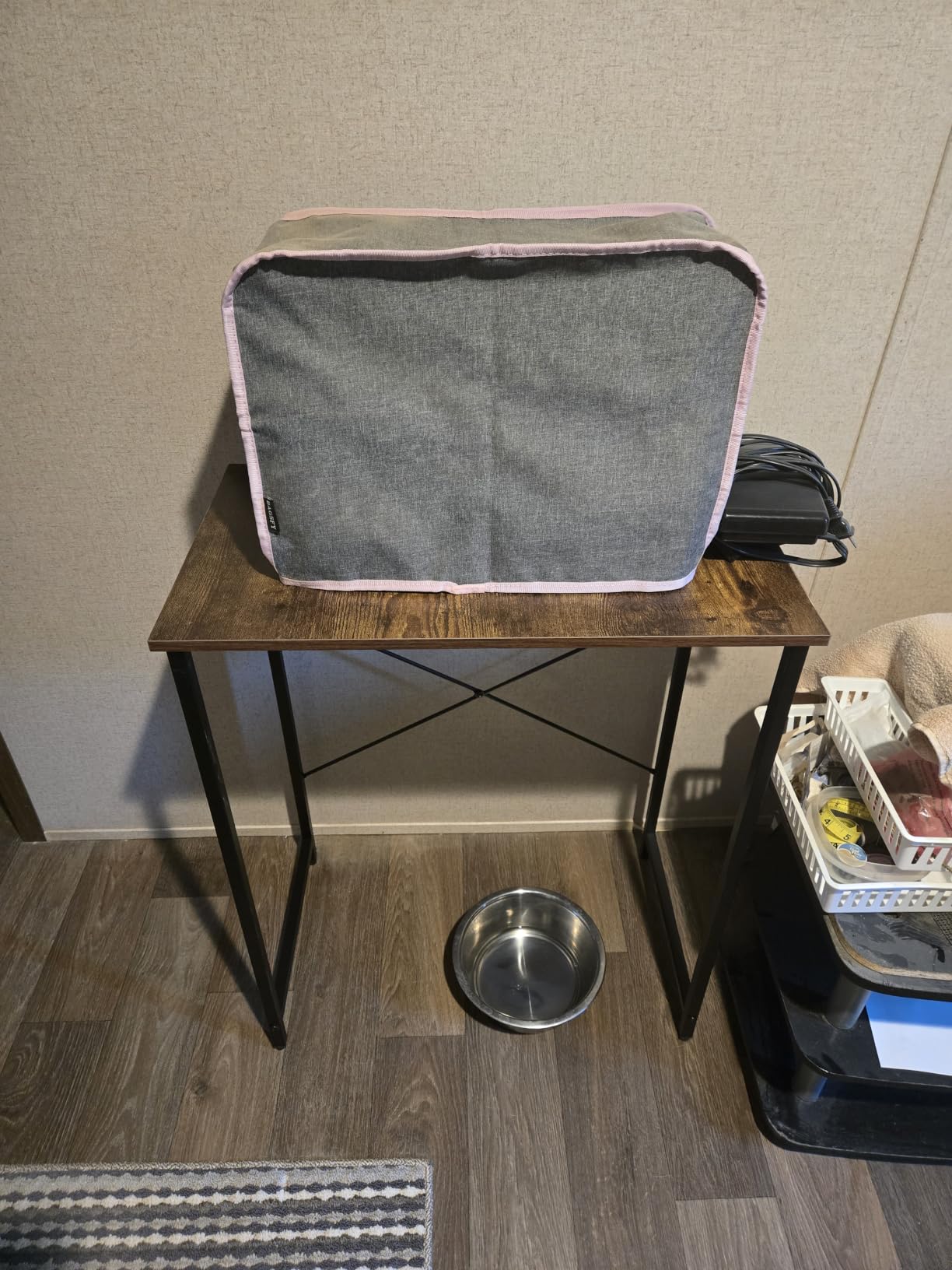 Pamray 32 Inch Computer Desk for Small Spaces with Storage Bag, Home Office Work Desk with Headphone Hook, Small Office Desk Study Writing Table customer photo 2