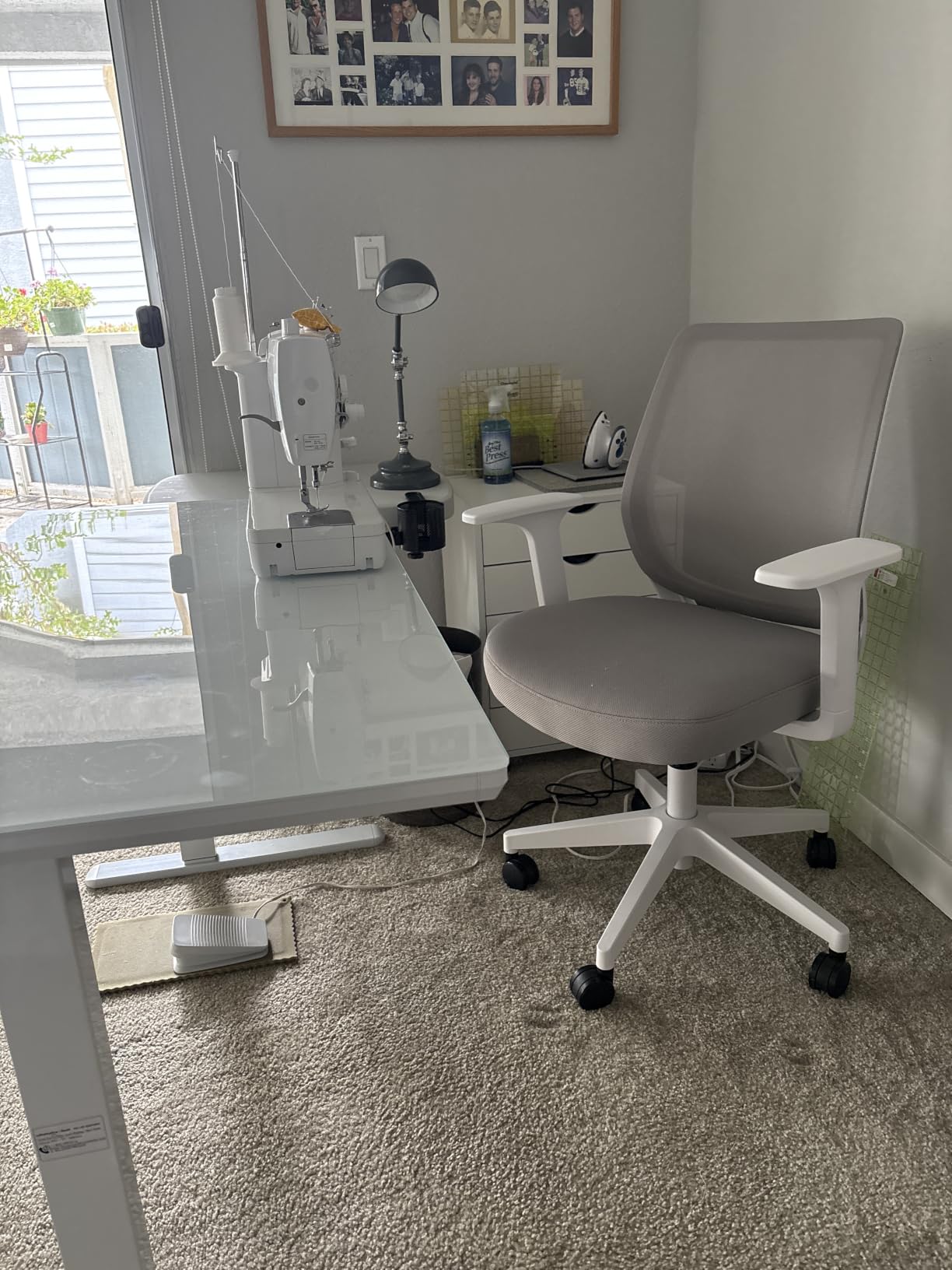 SHW 48-Inch Glass Electric Height Adjustable Standing Desk, White customer photo 2