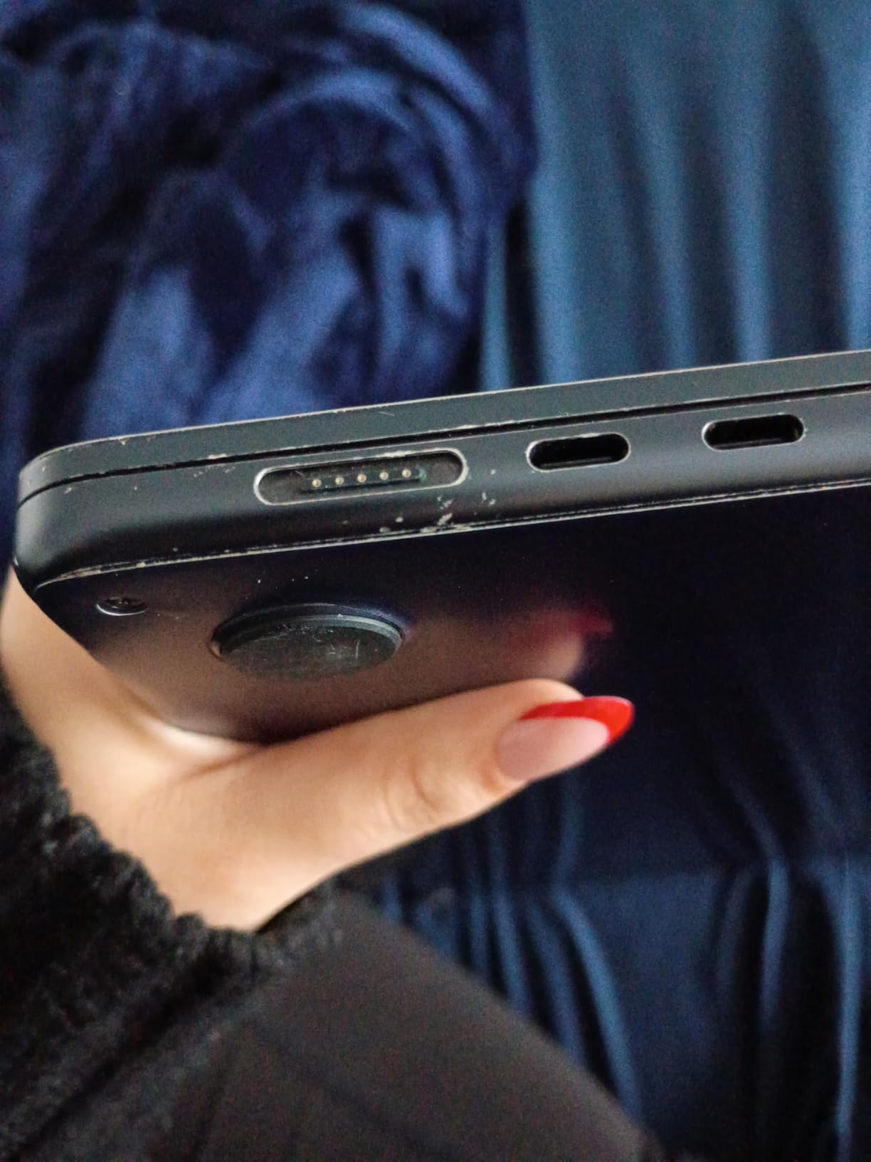 MacBook Air M2 15-inch Renewed customer photo 1