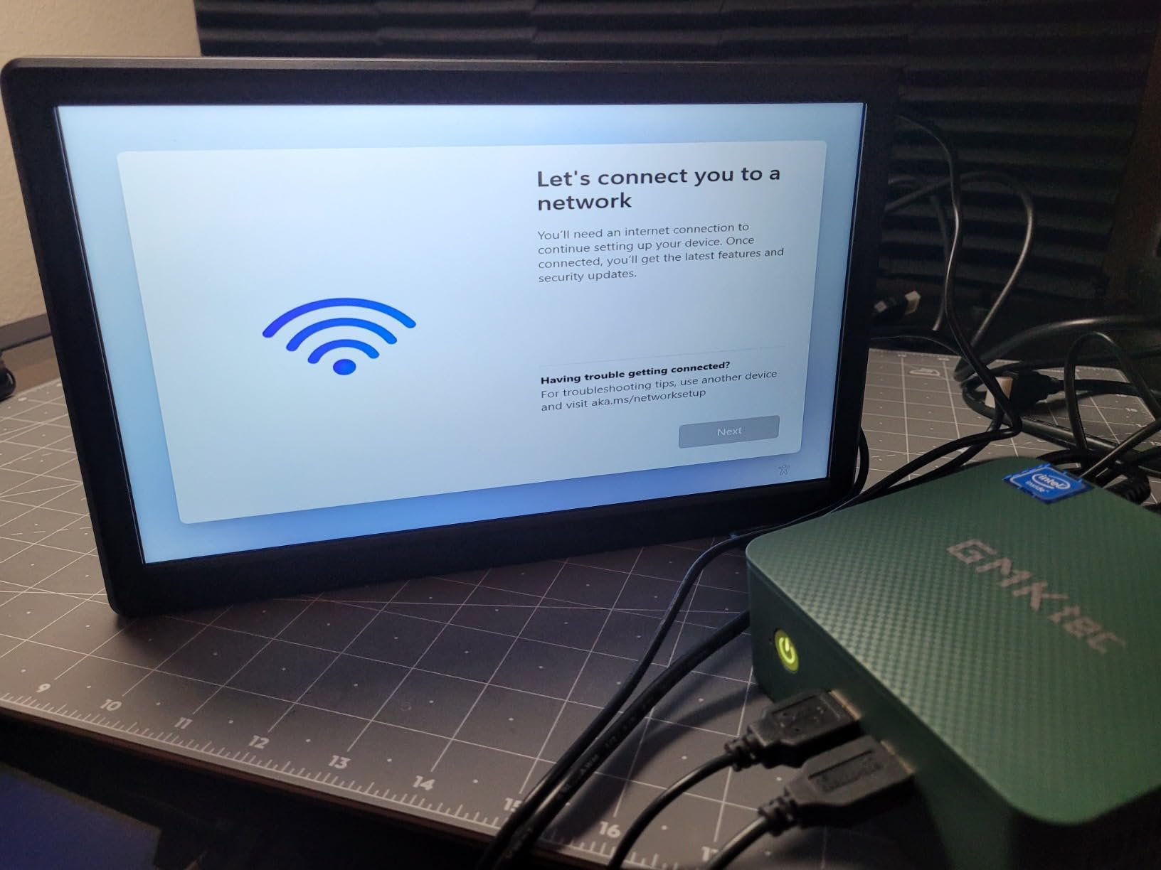 GMKtec Mini PC, G11 AMD Ryzen Embedded R2514 (Beats 4300U/N150), 16GB DDR4 RAM 512GB PCIe M.2 SSD, Business Office Personal Desktop Computer Dual NIC 2.5GbE USB-C HDMI Triple Display customer photo 2