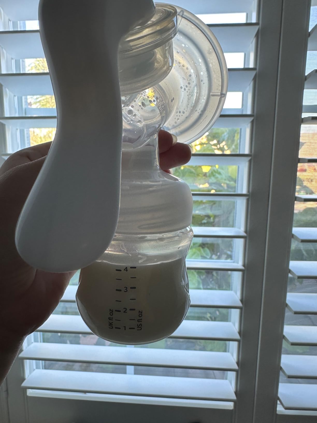 Philips Avent Manual Portable Breast Pump with Natural Motion Technology customer photo 1