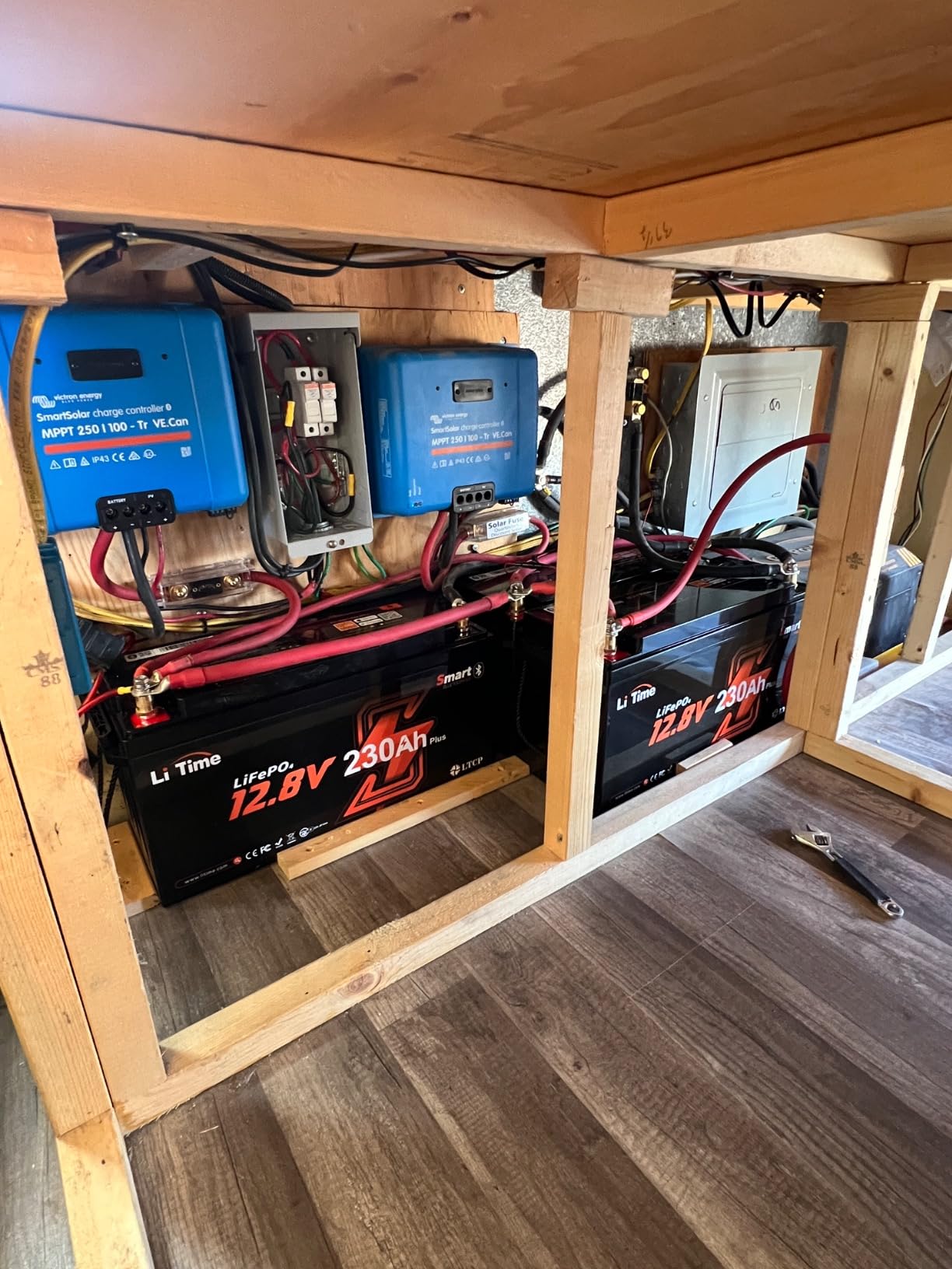 Litime 12V 100Ah LiFePO4 Battery, Group 24 Lithium Batteries for RV, Camper customer photo 1