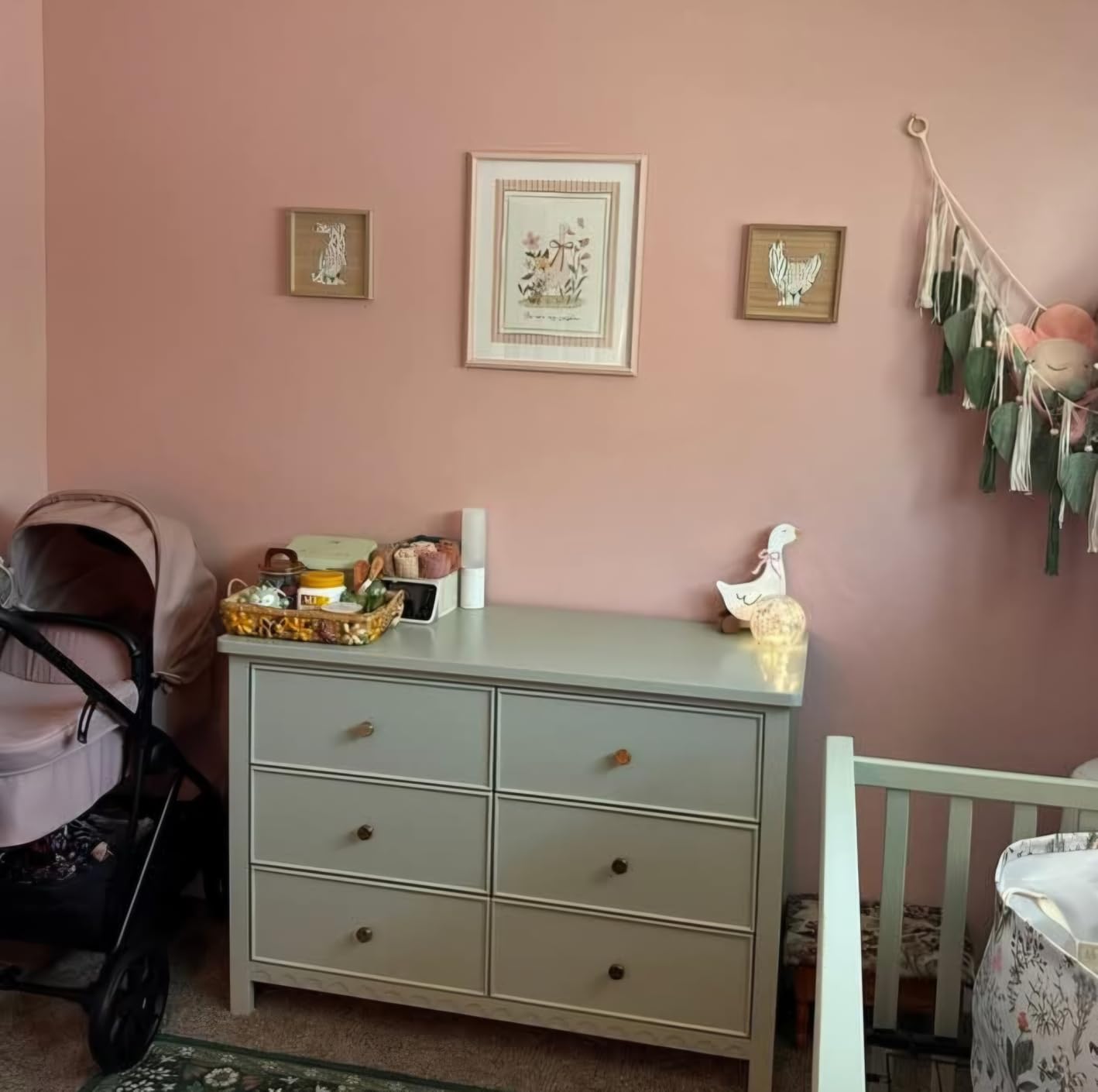 Graco Sasha 3-Drawer Chest with Changing Table Topper, Sage customer photo 1