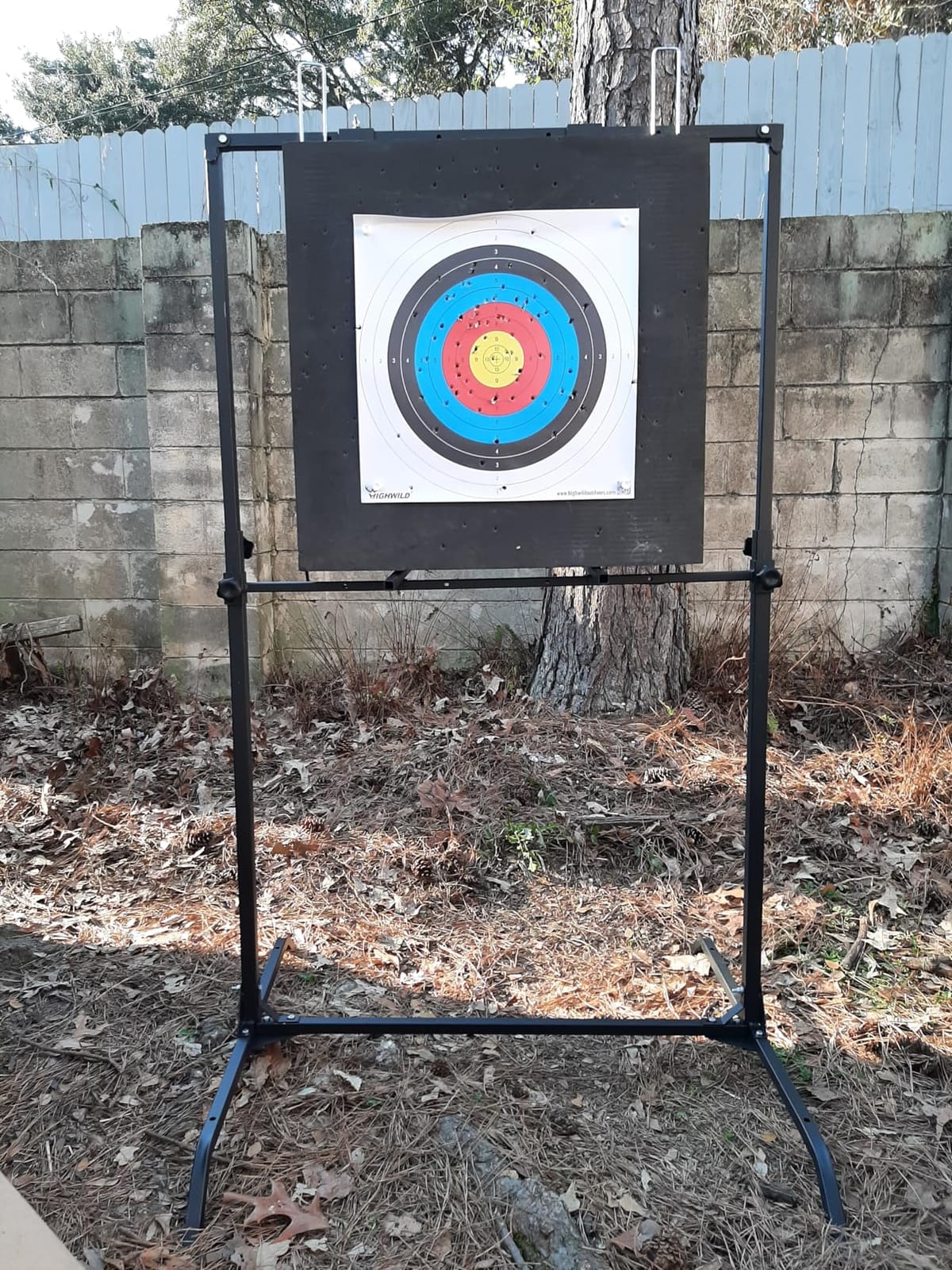 Archery Target Stand for 30 Inch Bag & Foam Targets, Bow and Arrow Target Stand for Backyard, Alloy Steel customer photo 1