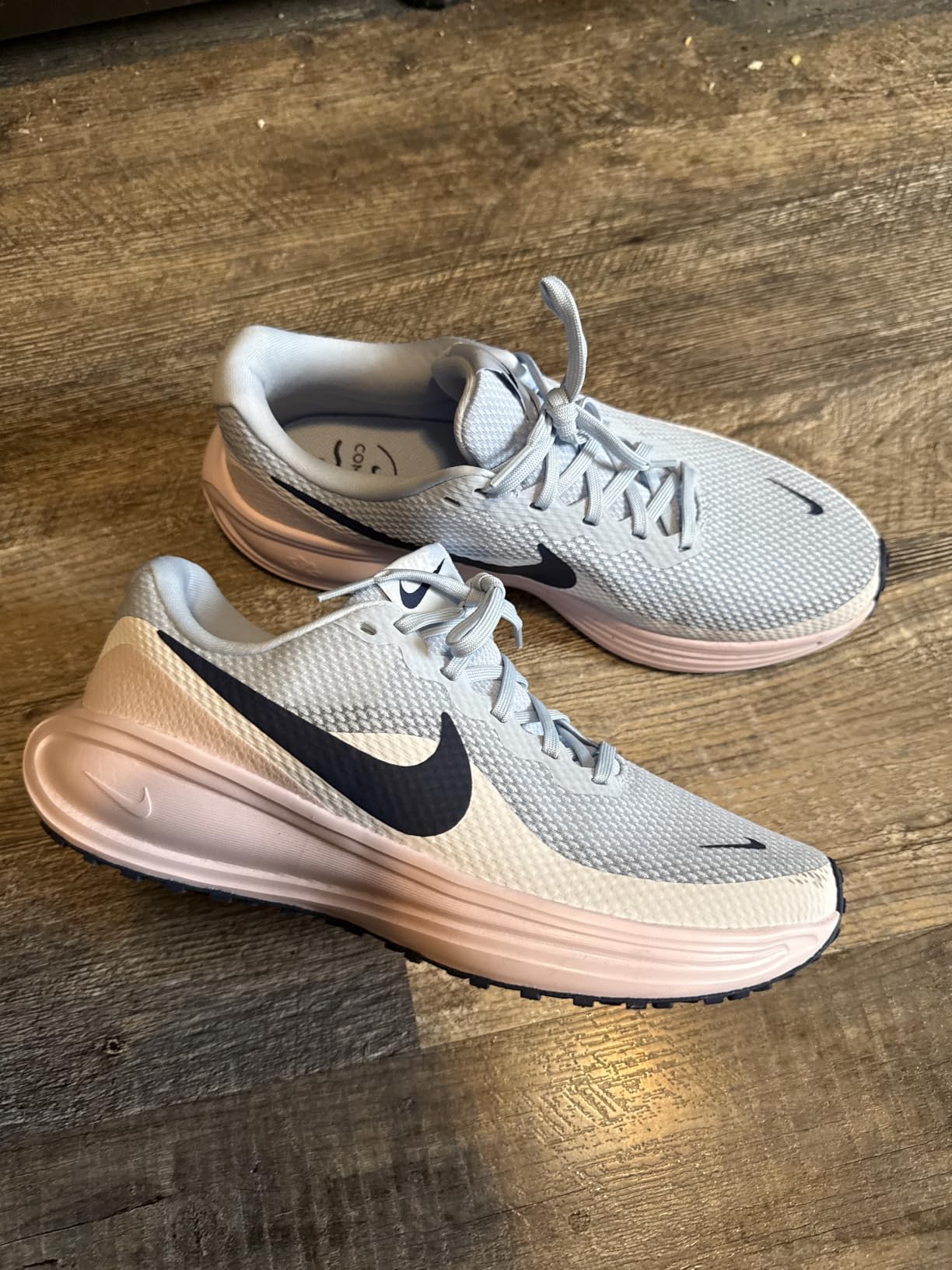 Nike Women's Revolution 8 Road Running Shoes customer photo 2