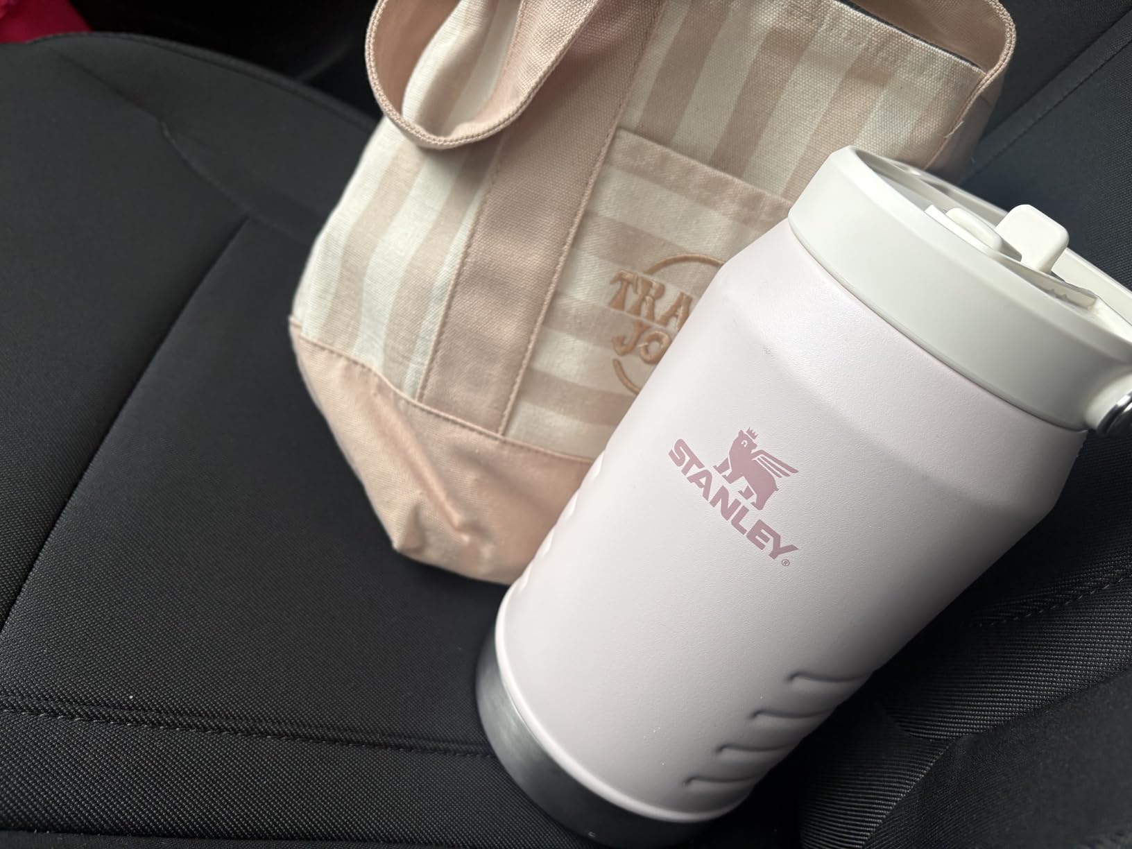 STANLEY IceFlow Flip Straw 2.0 Jug, 64 oz, Rose Quartz customer photo 1