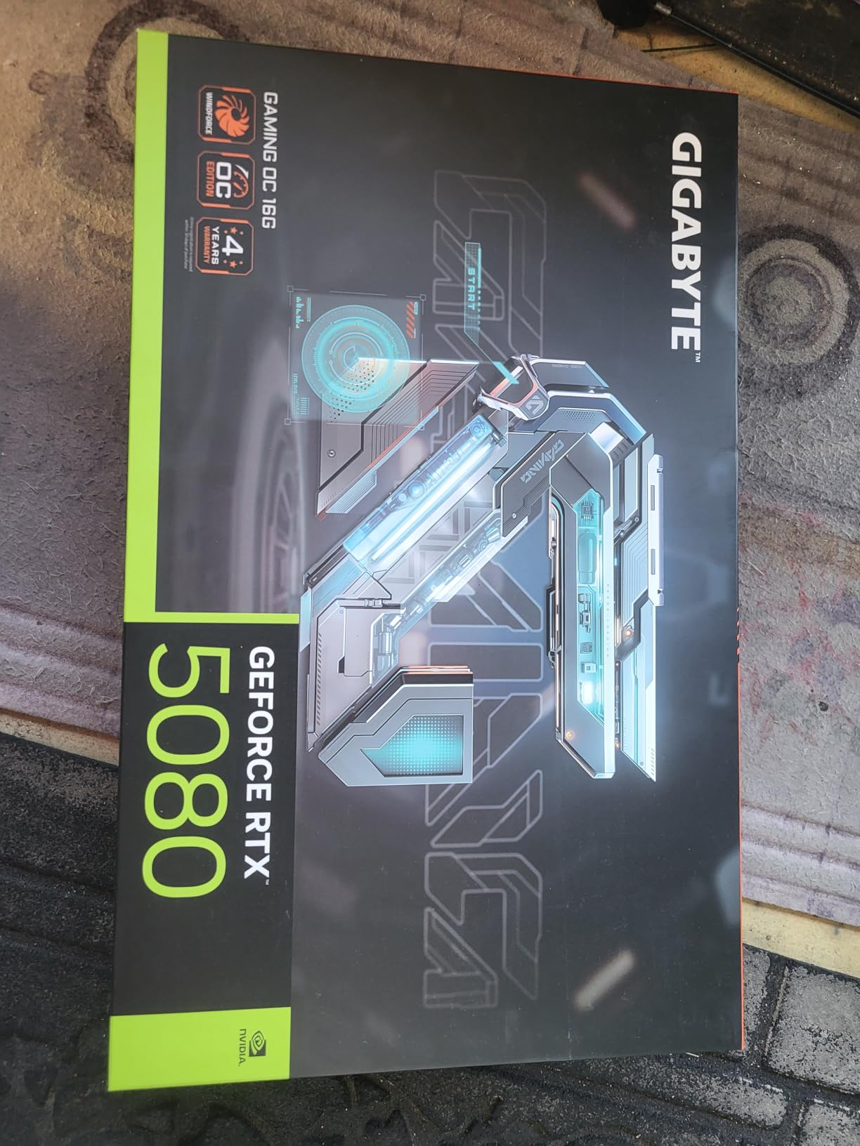 GIGABYTE RTX 5080 Gaming OC customer photo 1