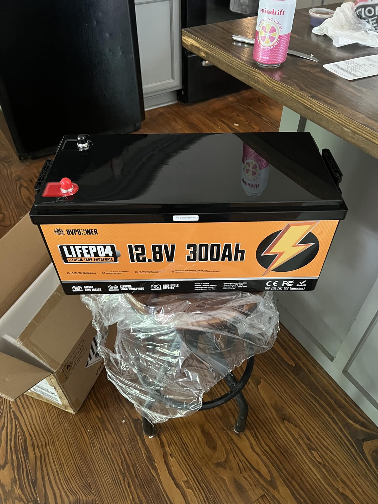 12V 200Ah LiFePO4 Lithium Battery, Max. 2560Wh, 15000 Deep Cycle Battery customer photo 2
