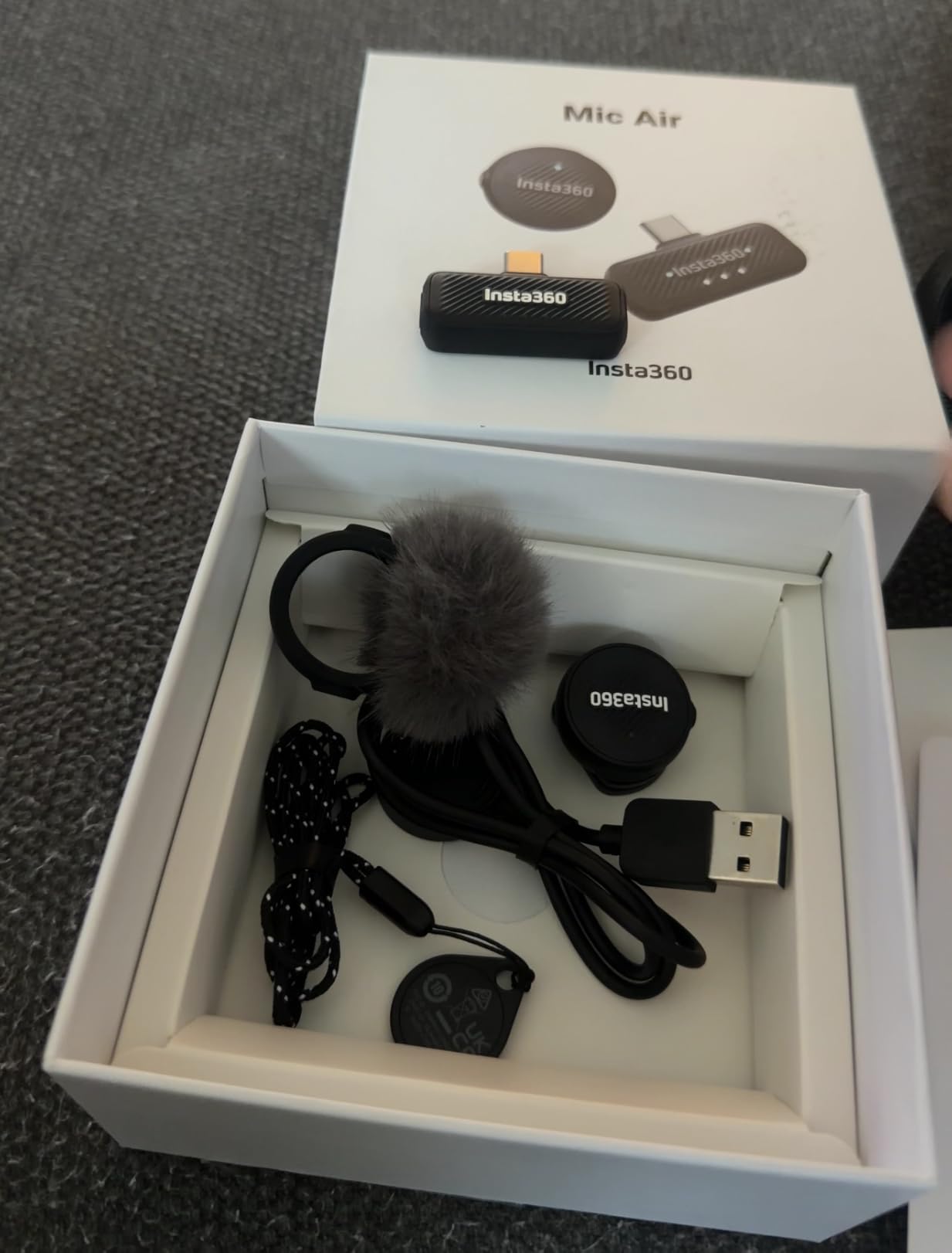 Insta360 Mic Air (1 TX + 1 RX), Noise Cancelling, 300m Range, Wireless Microphone for USB-C iPhone/Android/PC/Mac, Vlog, Streaming customer photo 1