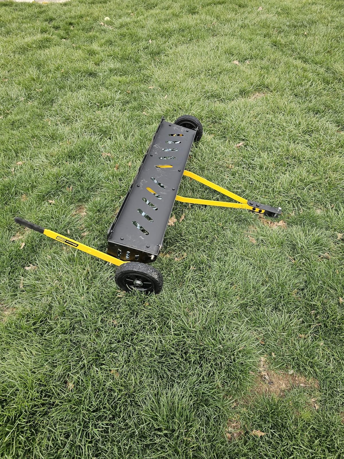 40-Inch Tow Behind Spike Aerator, Pull Behind Lawn Aerator with 10 Galvanized Steel Tines for Aerating Lawns, Soil Penetrator Spikes Tractor with Wheels, Extra-Wide Tow Bar for Garden & Farm customer photo 1