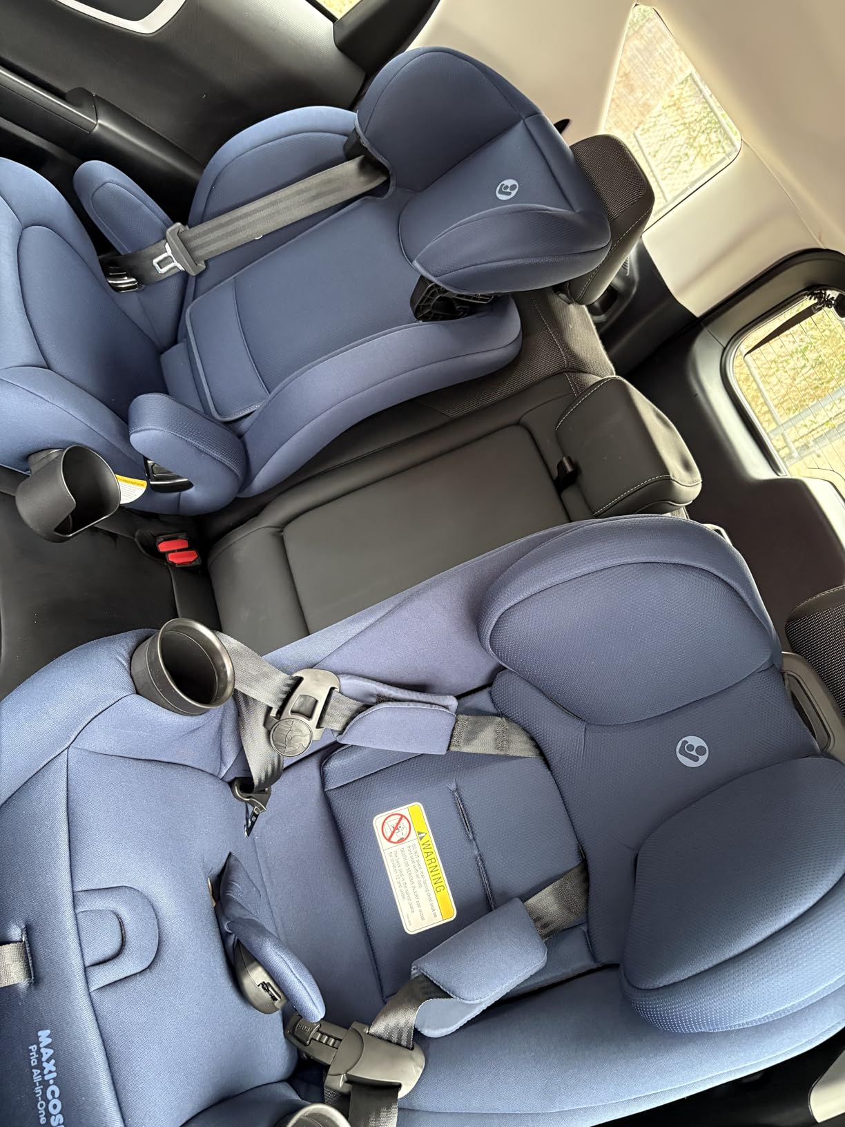 Maxi-Cosi Pria All-in-One Convertible Car Seat, Infant to Toddler Car Seat, Easy-Install Harness, Machine-Washable Cover, 5-100 lbs, Sea Salt customer photo 2