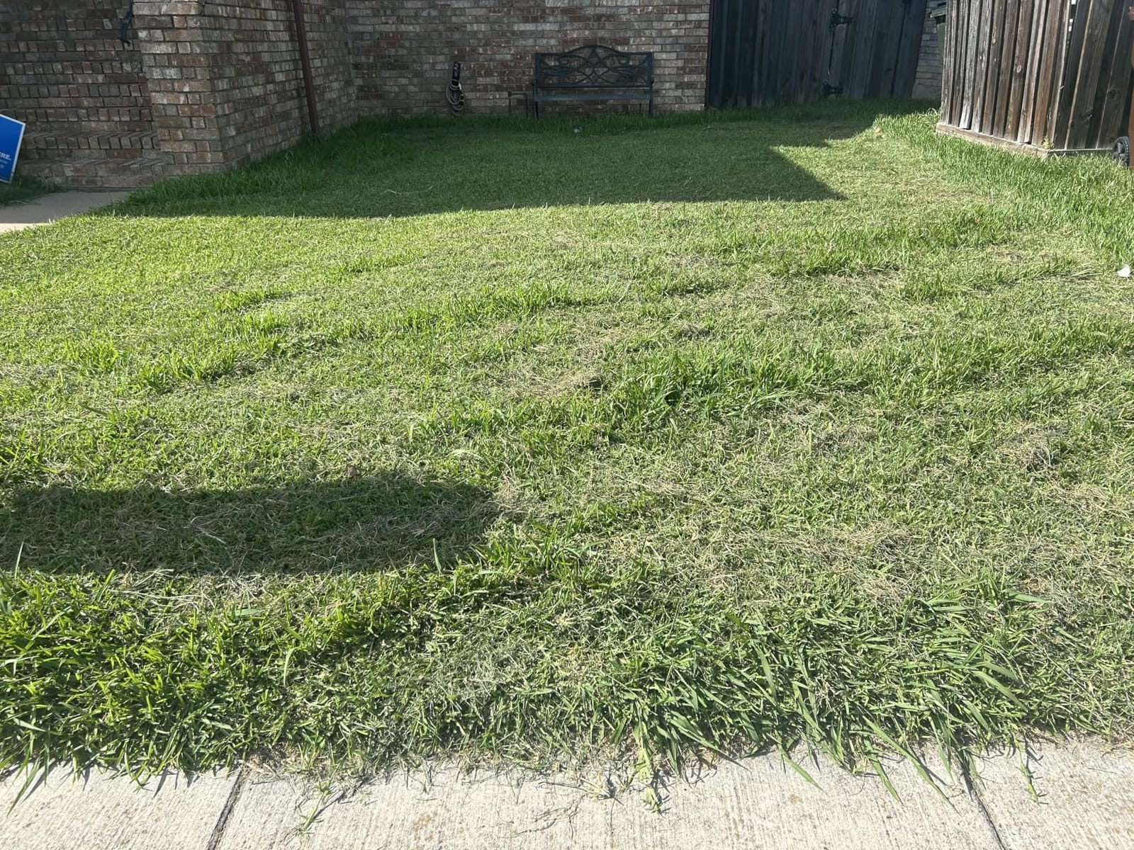 Segway Navimow i210 AWD Robot Lawn Mower Wire Free, 0.25 Acre, 45% Slopes customer photo 1