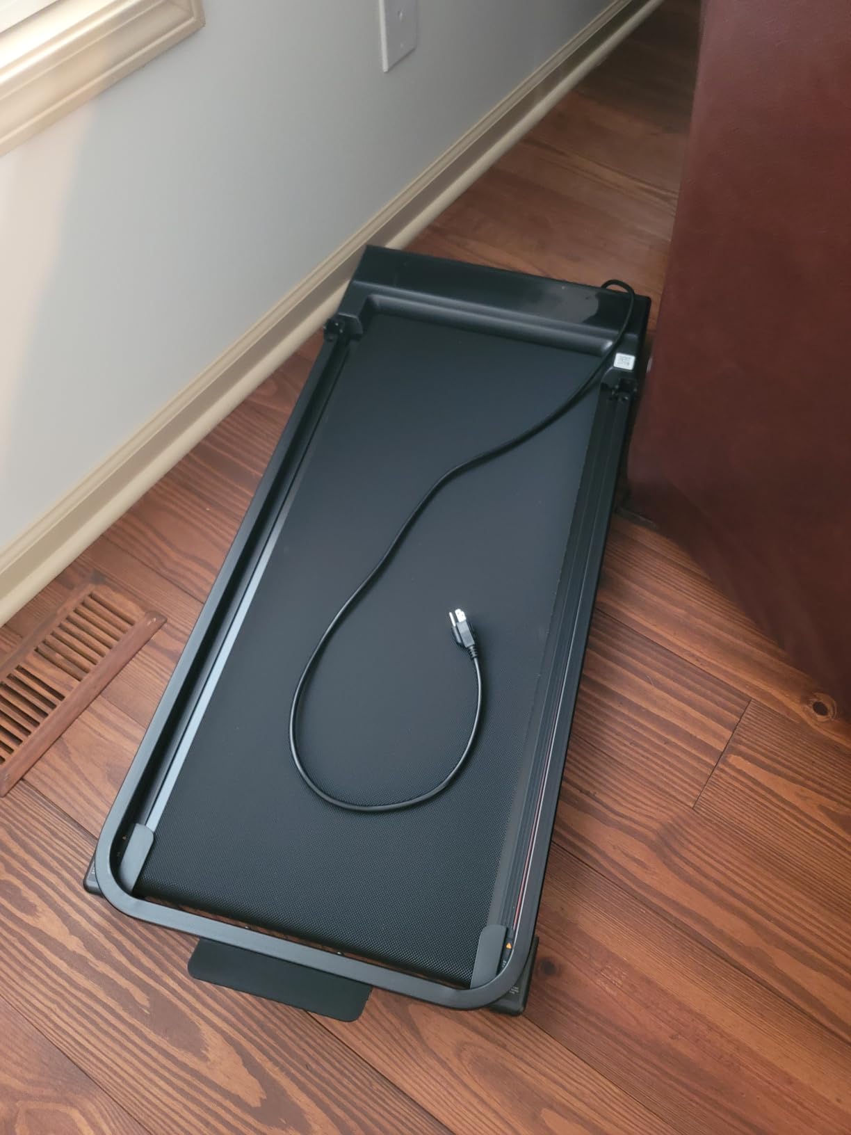 Walking Pad Treadmill for Home - Foldable Treadmills with Handle Bar Mini Portable Walk Pads Under Desk Small Spaces Compact Folding Electric Treadmills Office Walking and Running Machine Terluxra customer photo 2